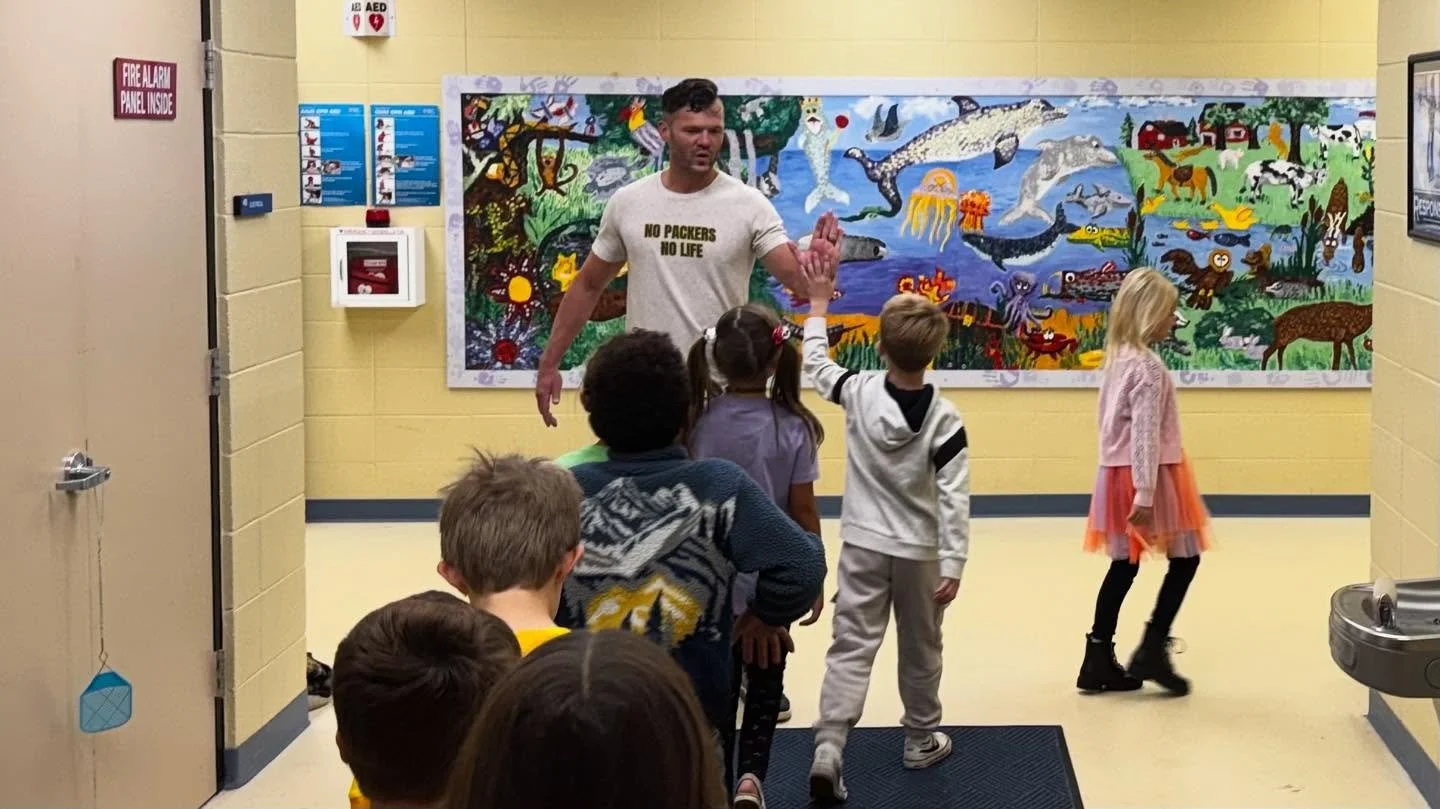 NO PACKERS NO LIFE visits Westlawn Elementary to talk about how important COOPERATION is in making a movie! www.nopackersnolife.com