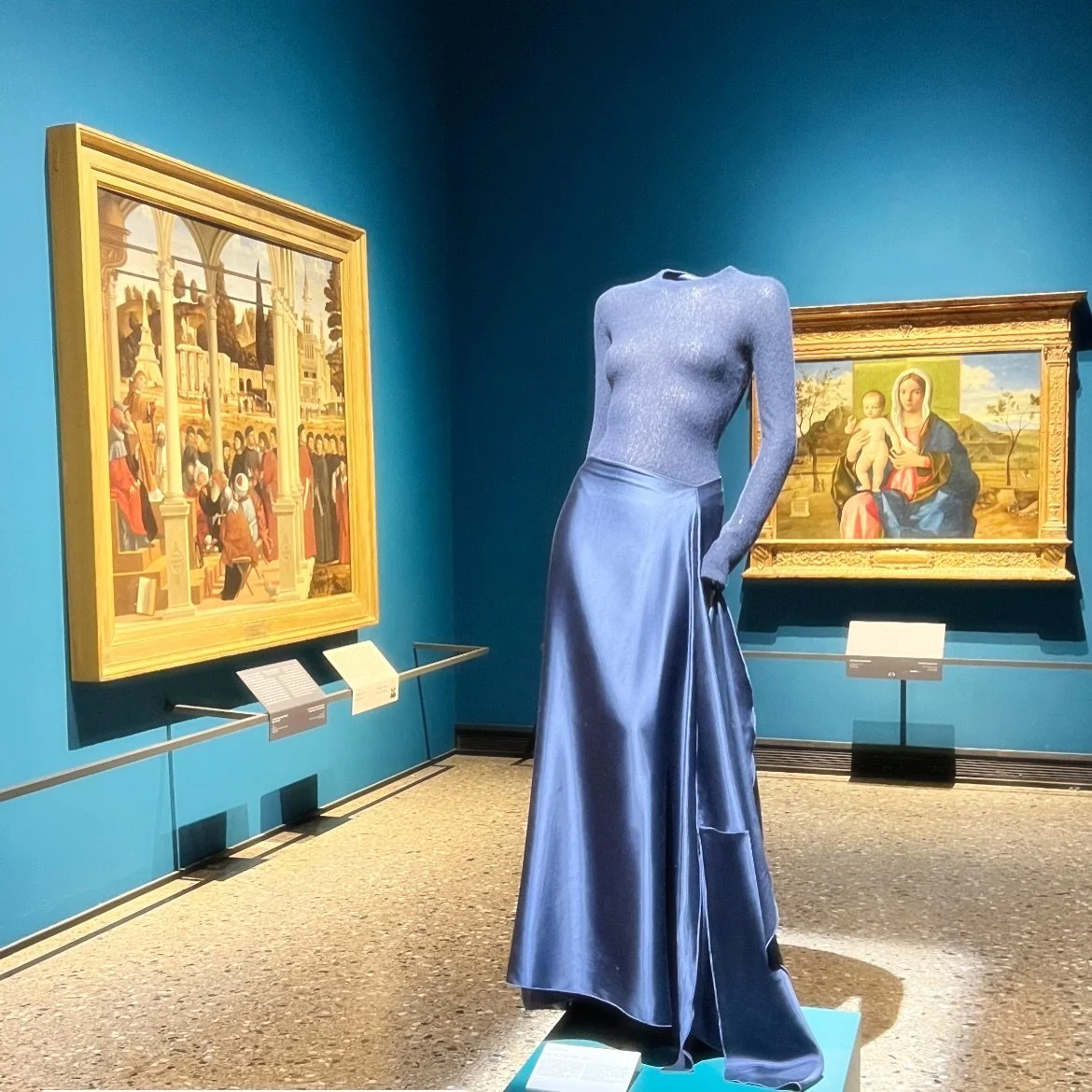 Visita &agrave; exposi&ccedil;&atilde;o &ldquo;Giorgio Armani. Milano per amore&rdquo; na Pinacoteca di Brera, em Mil&atilde;o.
A perfeita uni&atilde;o entre diferentes formas de arte e moda, uma experi&ecirc;ncia simplesmente maravilhosa.

Mais do q