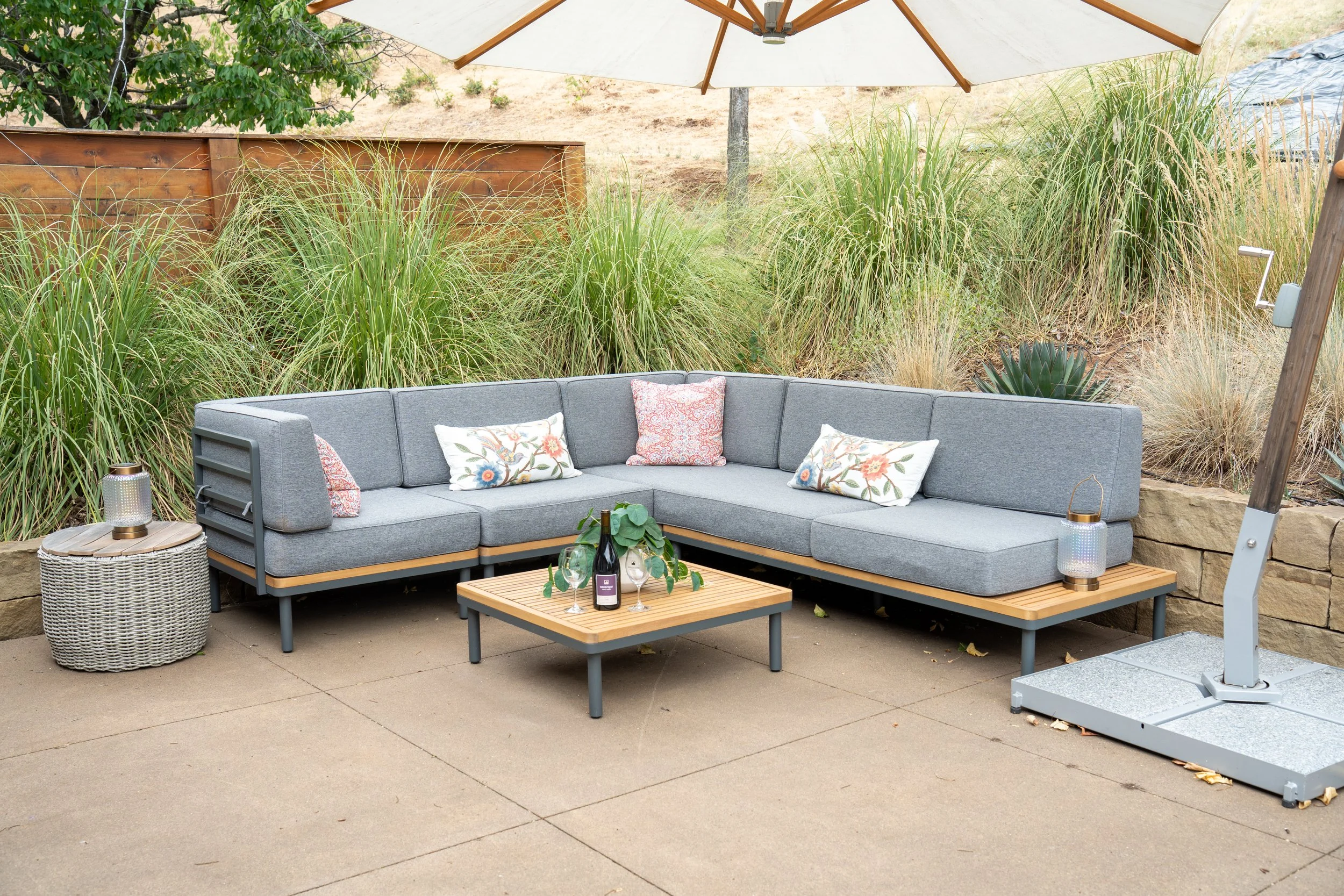 Cottage Seating.jpg