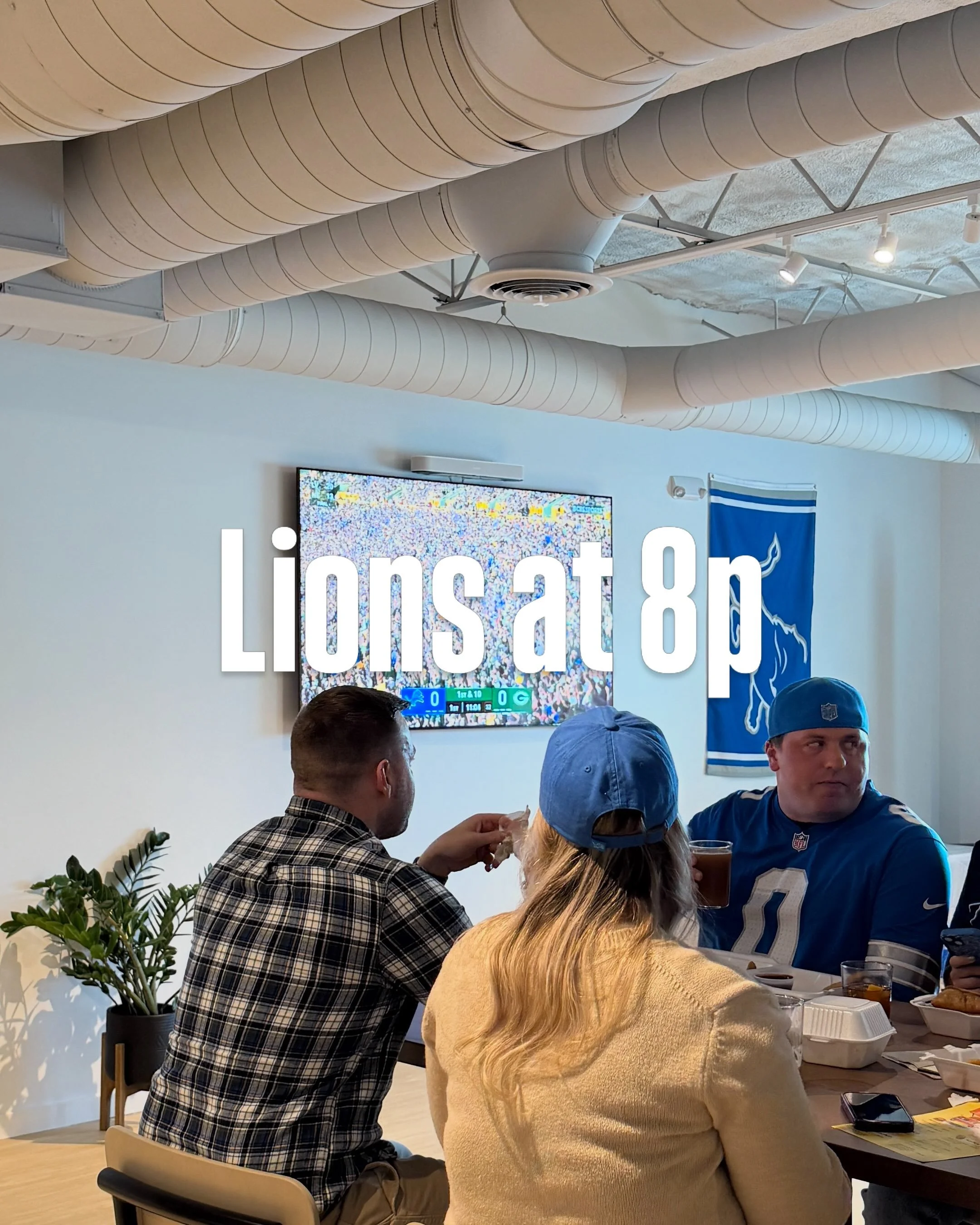 gearing up for a fun night with heaps happening at the neighborhood bar. @threebridgesrunclub at 6p // @detroitlionsnfl at 8p // feel free to bring or order in your own food. we&rsquo;ll have the drinks ready. August and Jay will be behind bar. see y