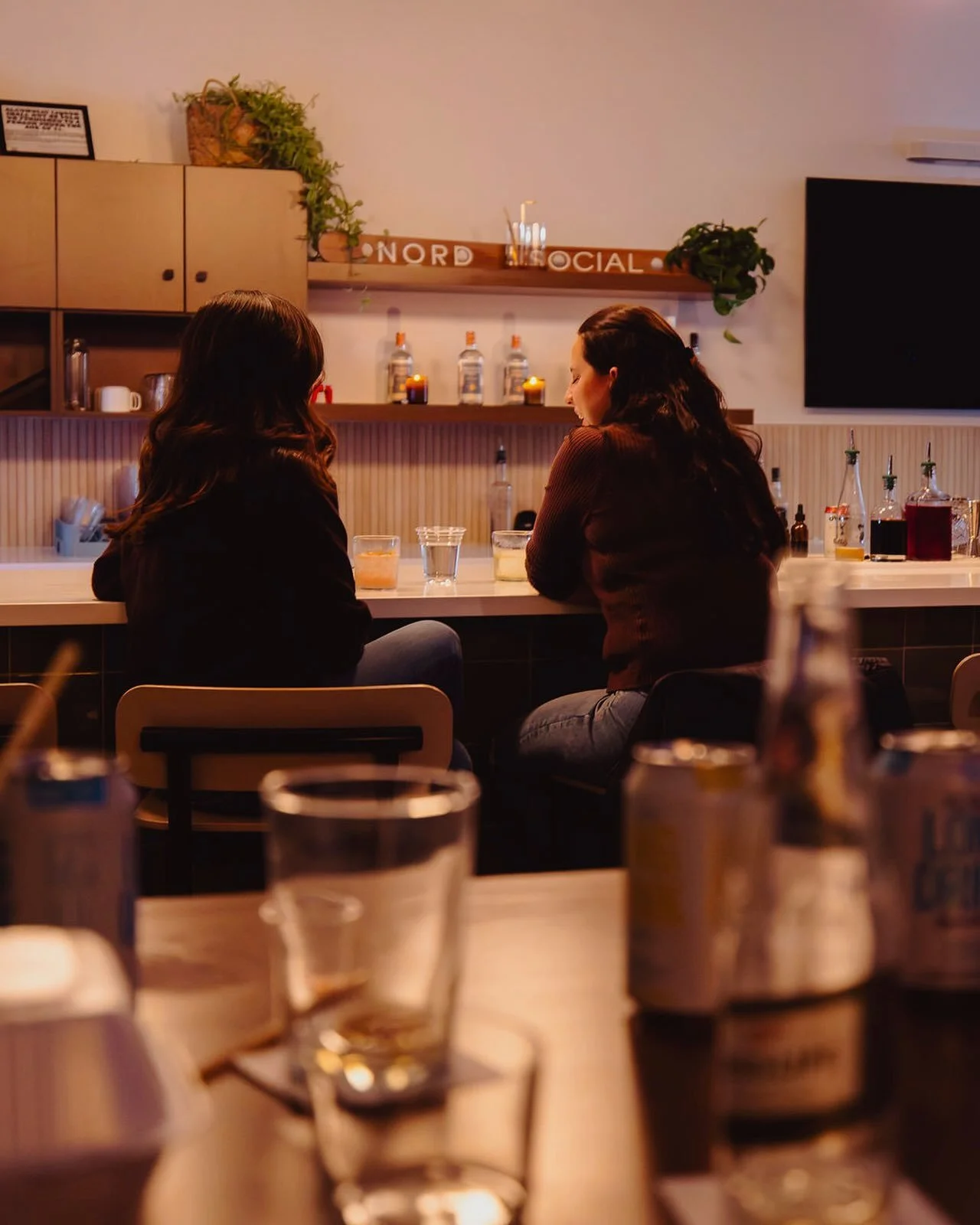friday night lights in the midlands. we&rsquo;re here to pour your favorite drinks, grab your crew, feel free to bring your own food in. did someone say @veeduindiankitchen takeaway? open 3-midnight