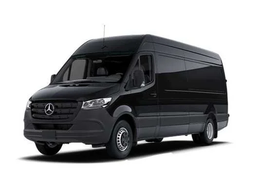 MERCEDES SPRINTER PREMIUM INTÉRIEUR - 7 PASSAGERS - 

Version dérivée du Mercedes Sprinter, ce van premium a pour vocation le transport de passagers avec un confort digne d’une berline Mercedes. Le Mercedes Sprinter Premium réunit en effet toutes les