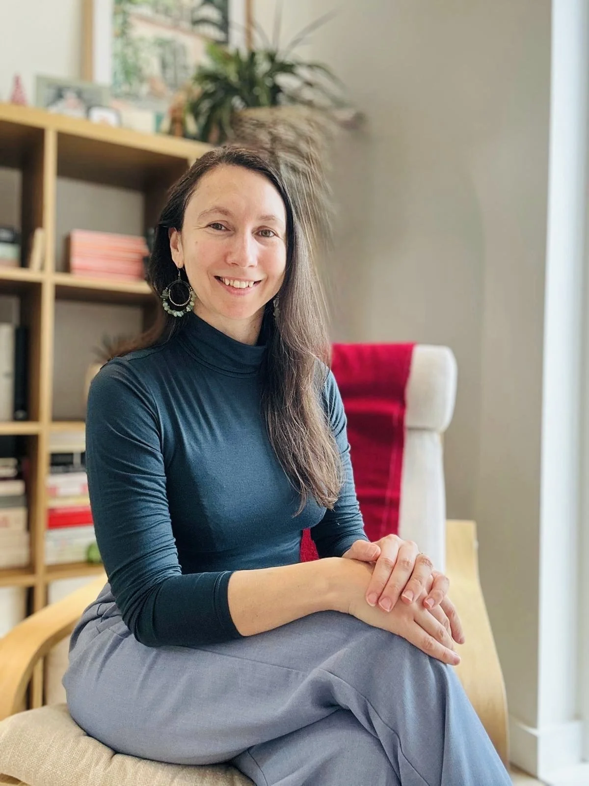 With over a decade of experience in the finance sector, Laurence helps corporate and finance senior professionals develop management and leadership skills and build executive presence and influence.