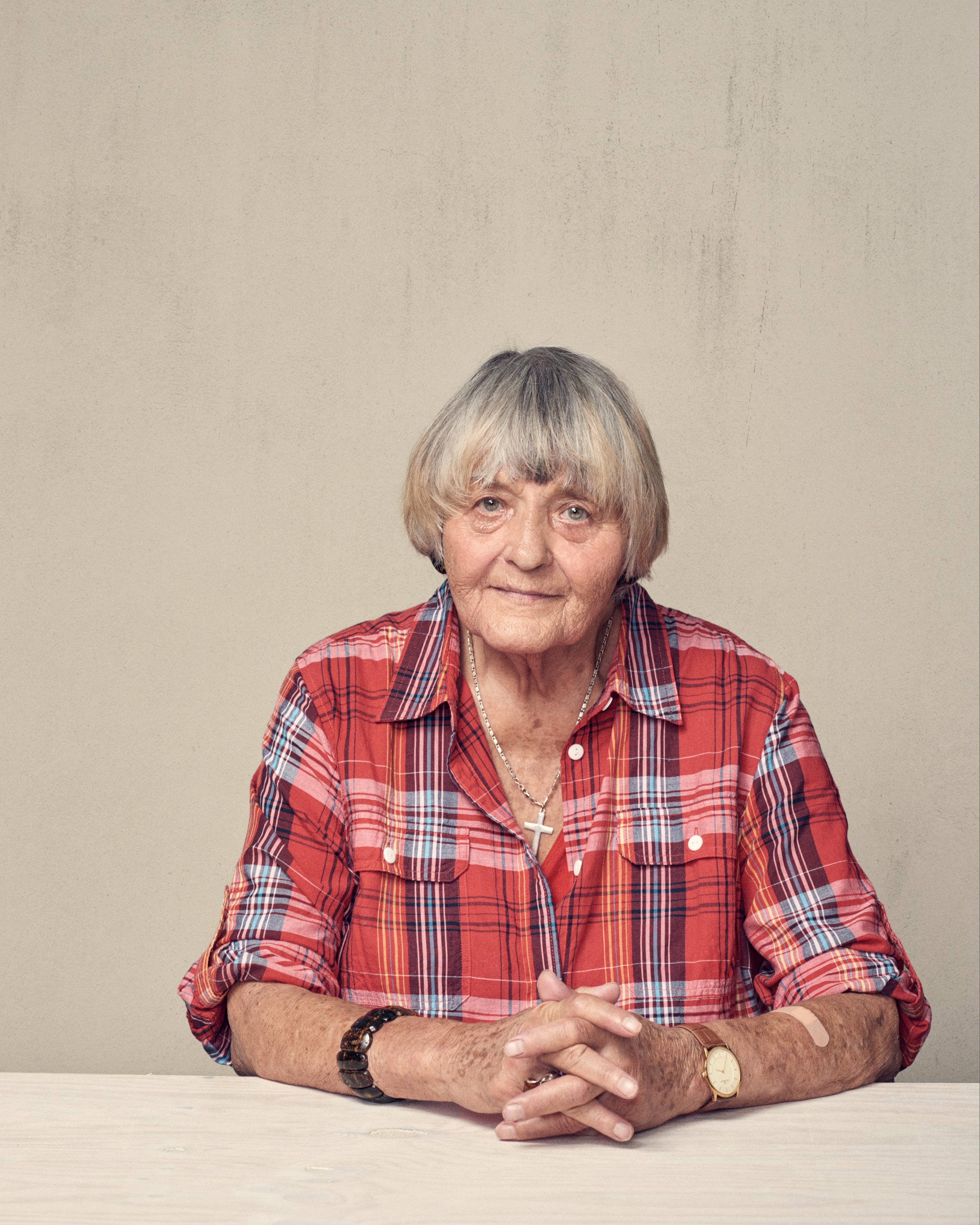 Ingryda M. Suokaitè, Painter & Graphic Designer (single image)