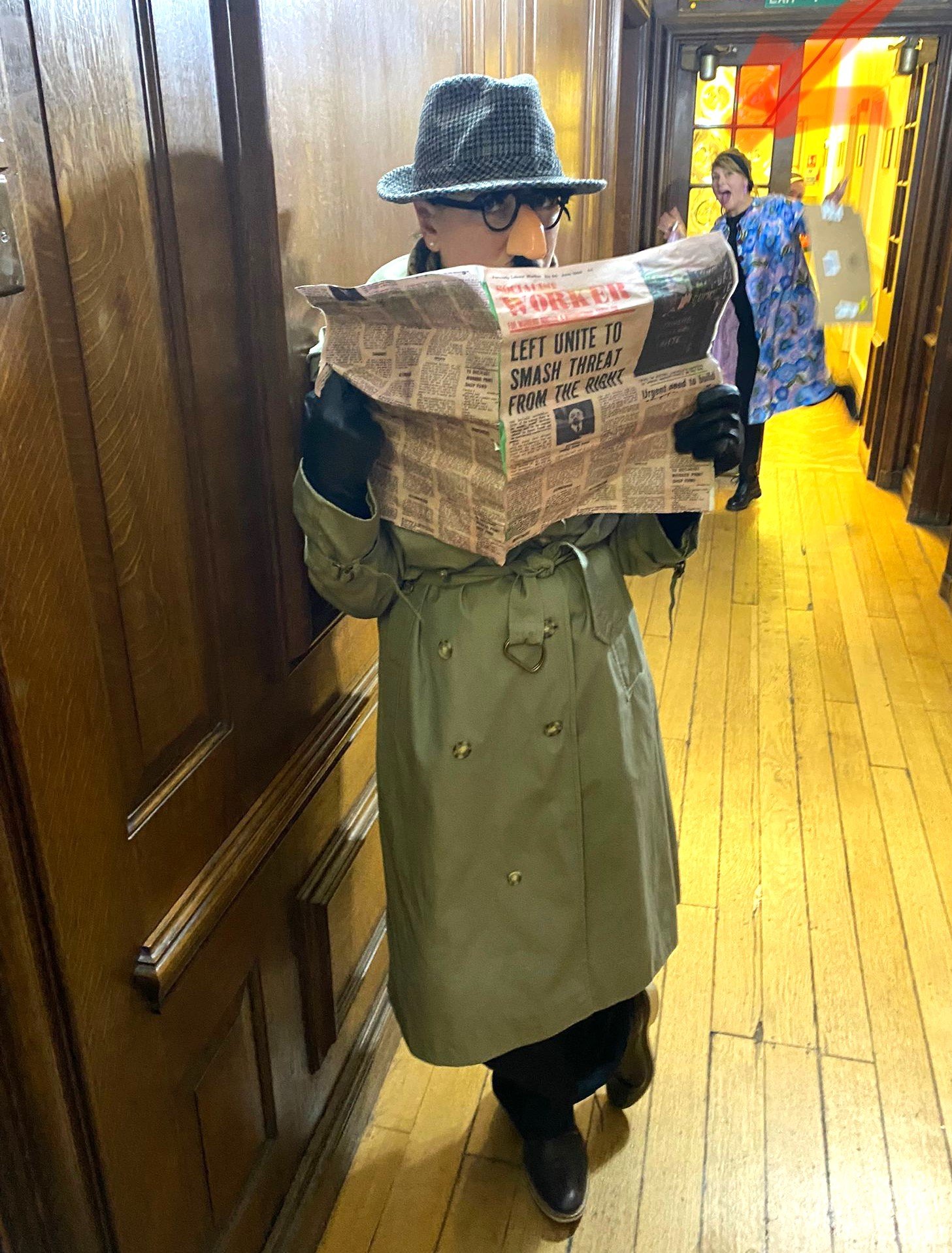 Spy Larissa 2.jpg
