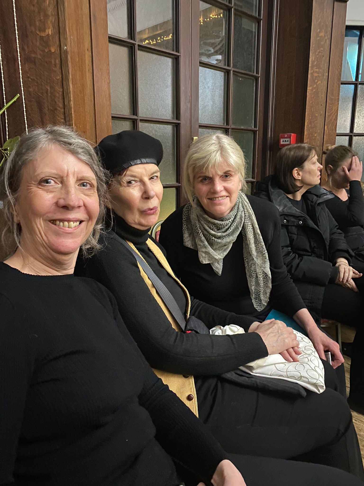 Shakespeare Diana, Paula, Pauline, Janet.jpg