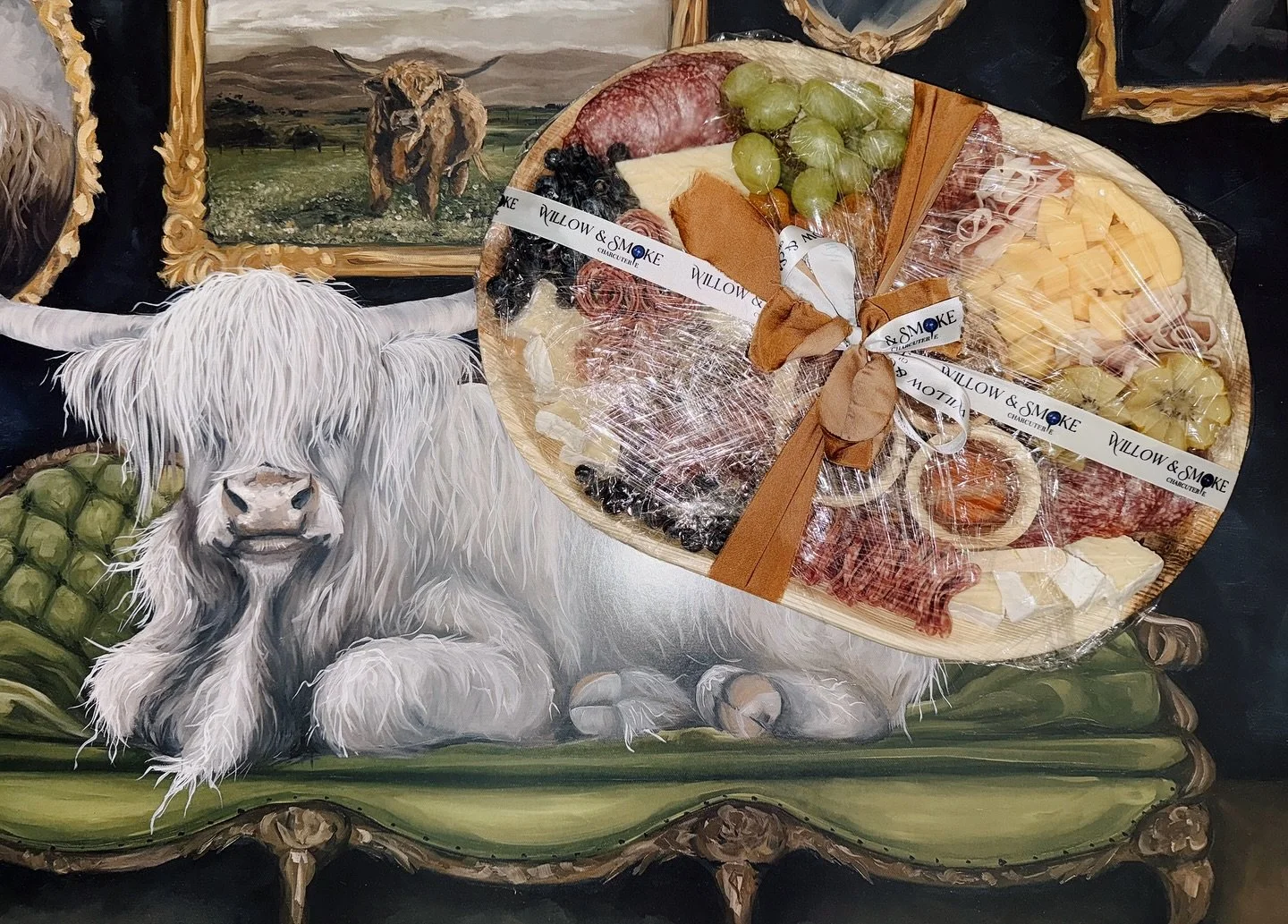 Sustainable never tasted so good 🧀✨ Our newest way to serve charcuterie: on recyclable + reusable trays that are just as stylish as they are eco-friendly. Good for the planet, great for your tastebuds! 🌎💚 #CharcuterieGoals #EcoChiC