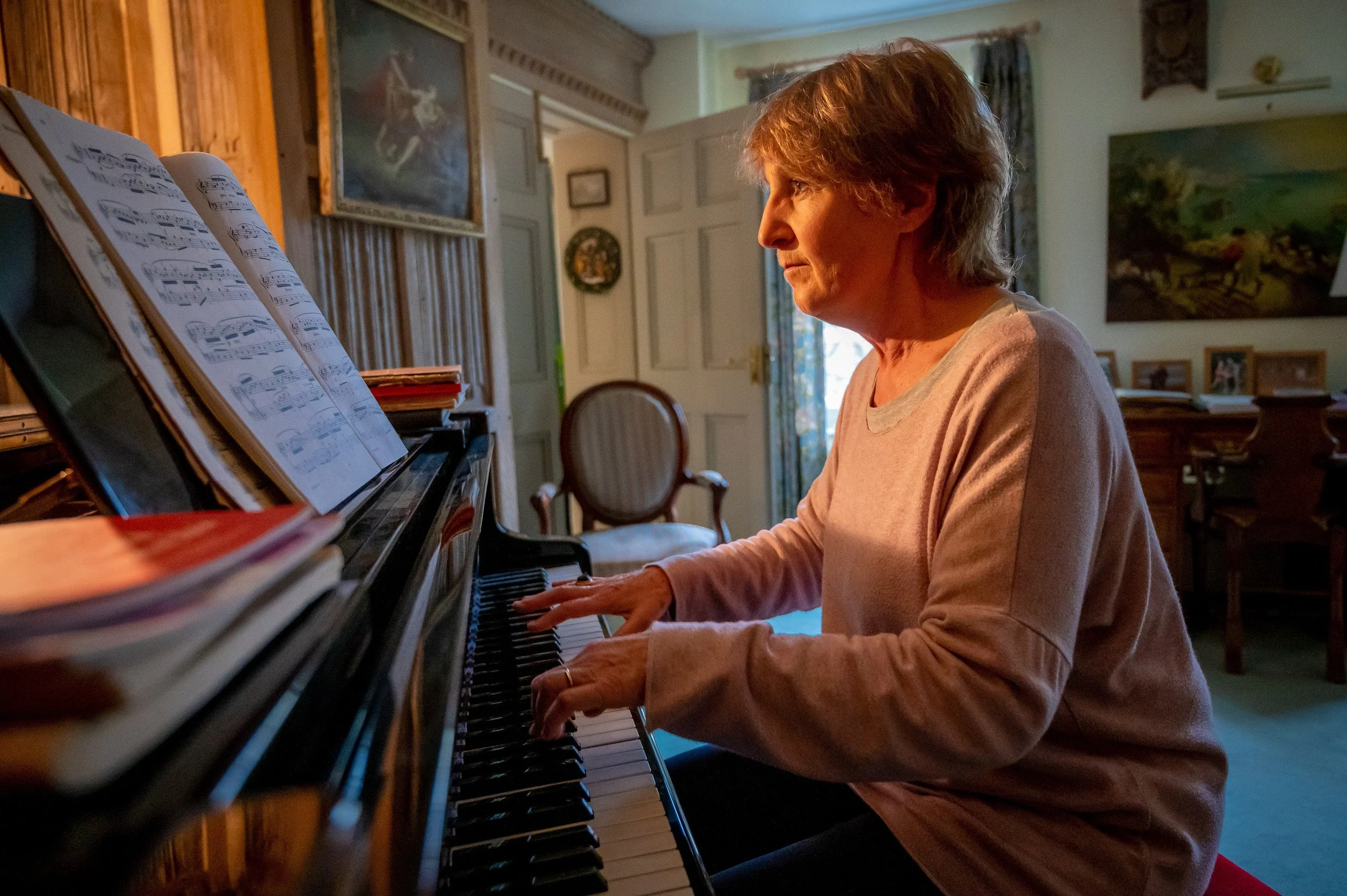 How Much Do Piano Lessons for Adults Really Cost in 2025?