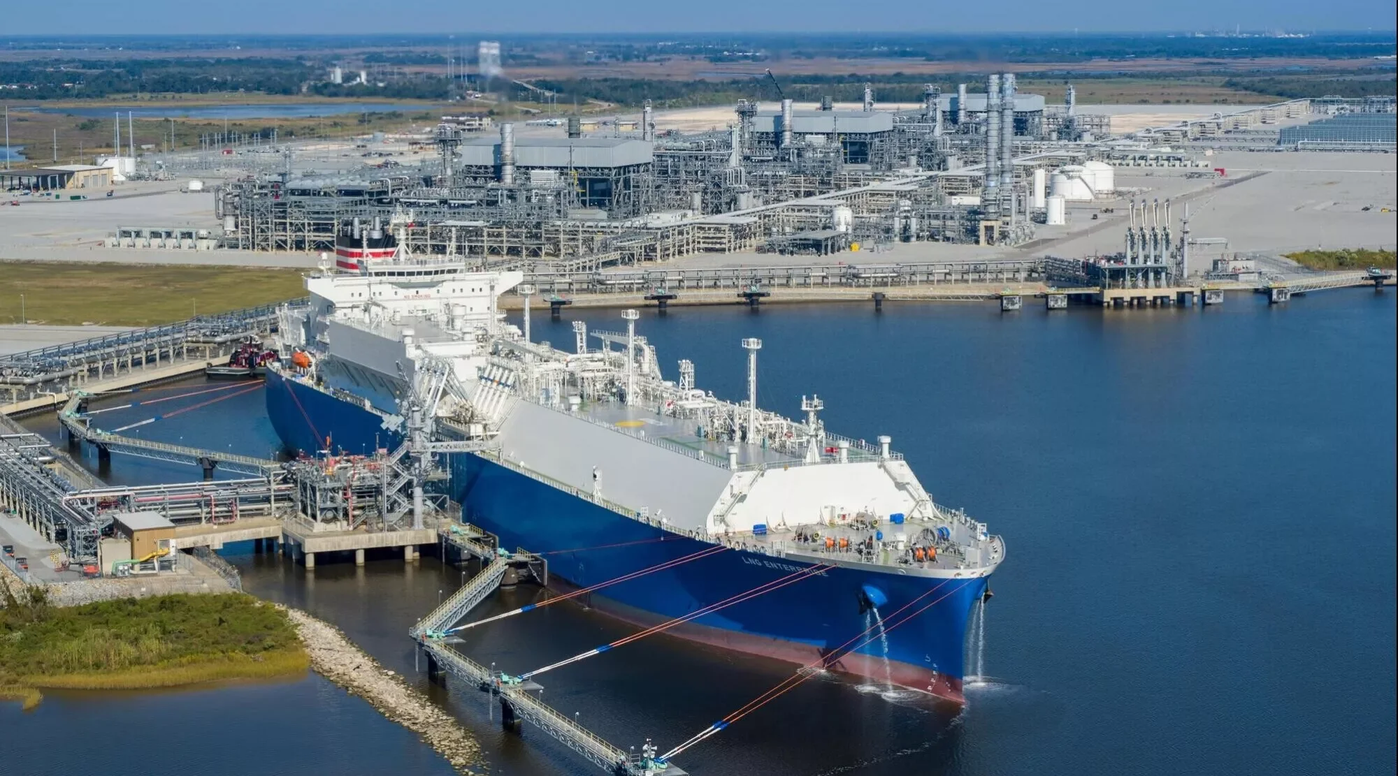 TotalEnergies’ 60 MT LNG Ambition: How One Company Is Redrawing the Global Gas Map
