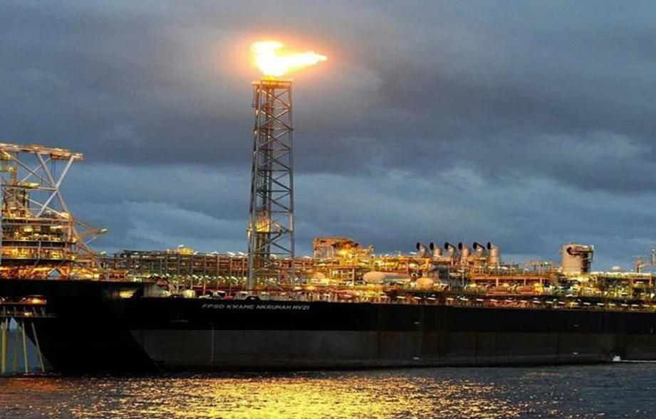 From Barrel to Beam: Ghana’s Renewable Reckoning