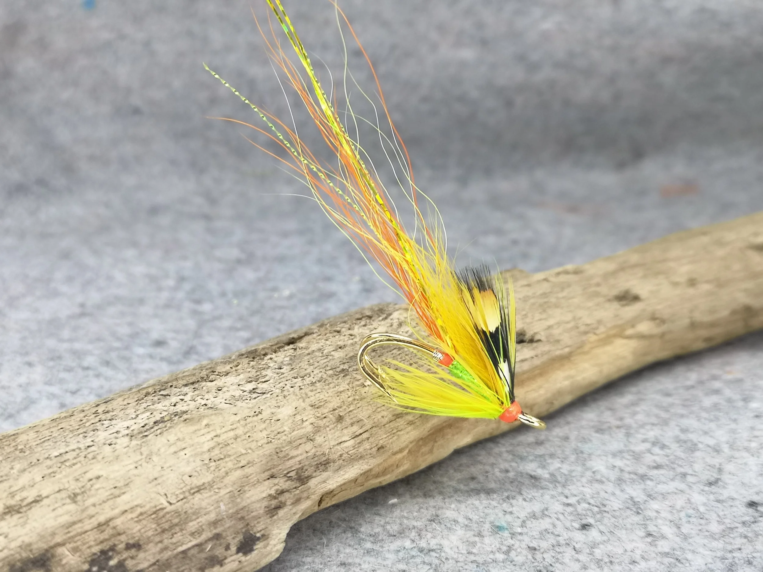 Spring Cascade Salmon fly green body (2).jpg
