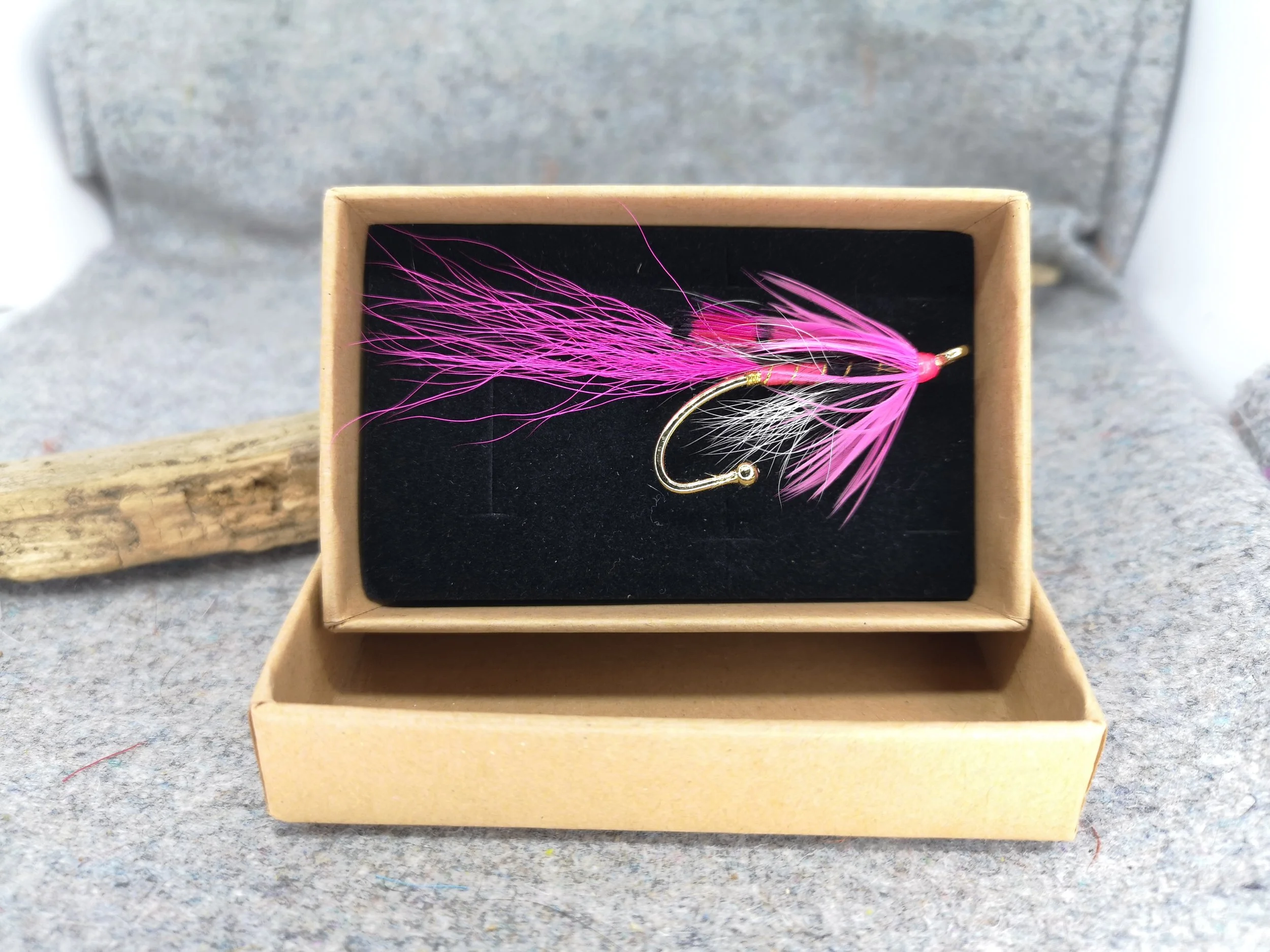 Pink Ally's Shrimp Salmon Fly Brooch Hat Pin (2).jpg