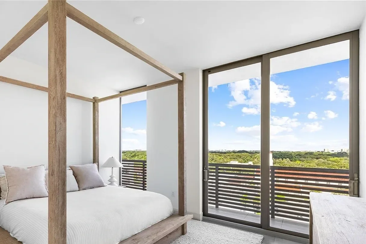 villa+valencia+bedroom+3.webp