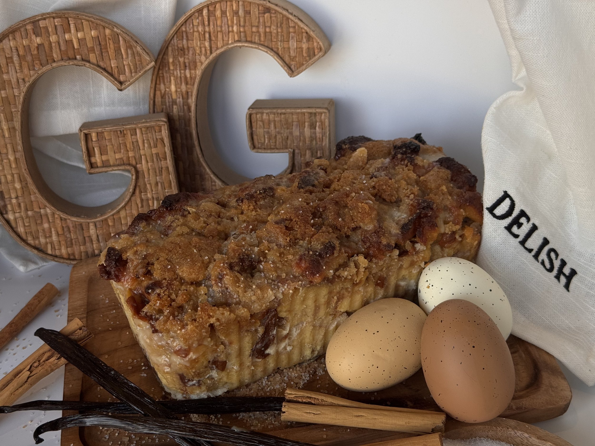 GGs Bread Pudding Background