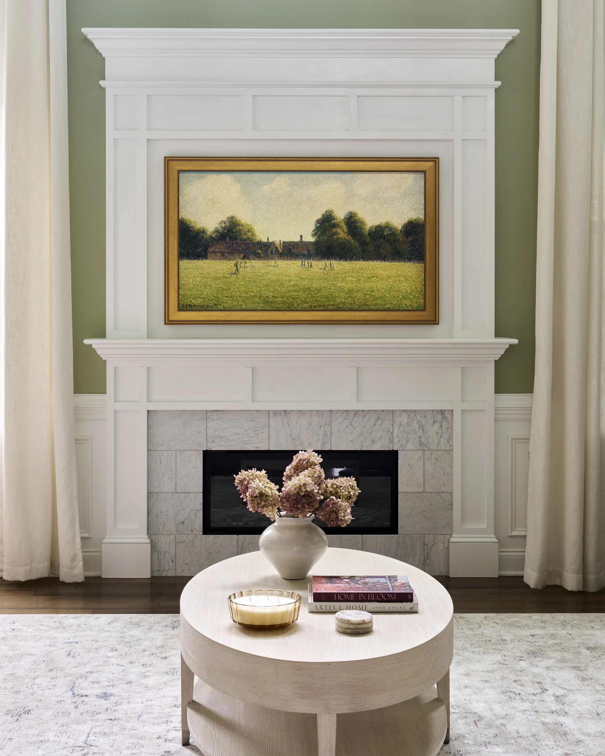 sarum_hires_living_01 copy.jpg