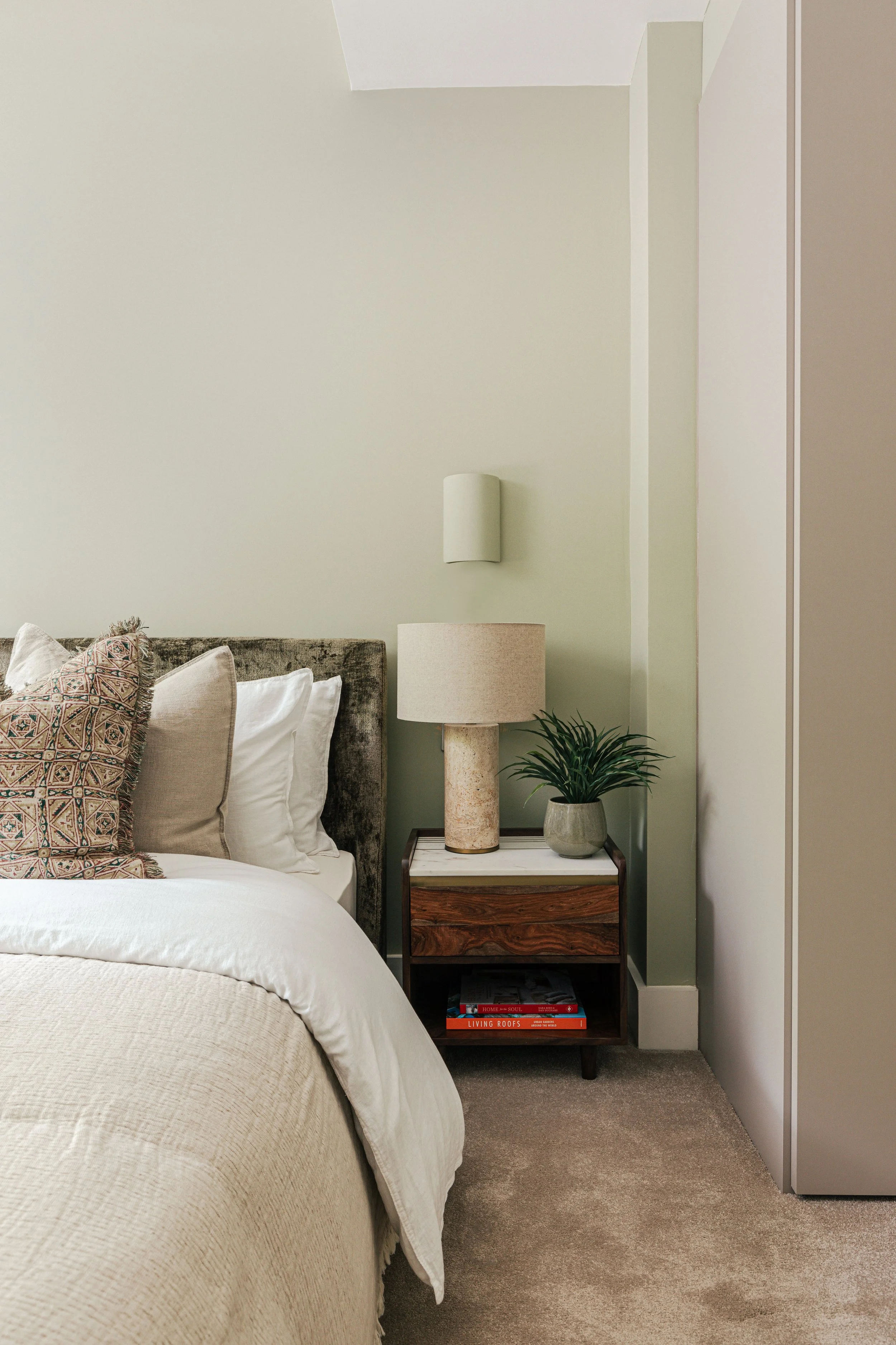 Clapham South 3 bed-31.jpg