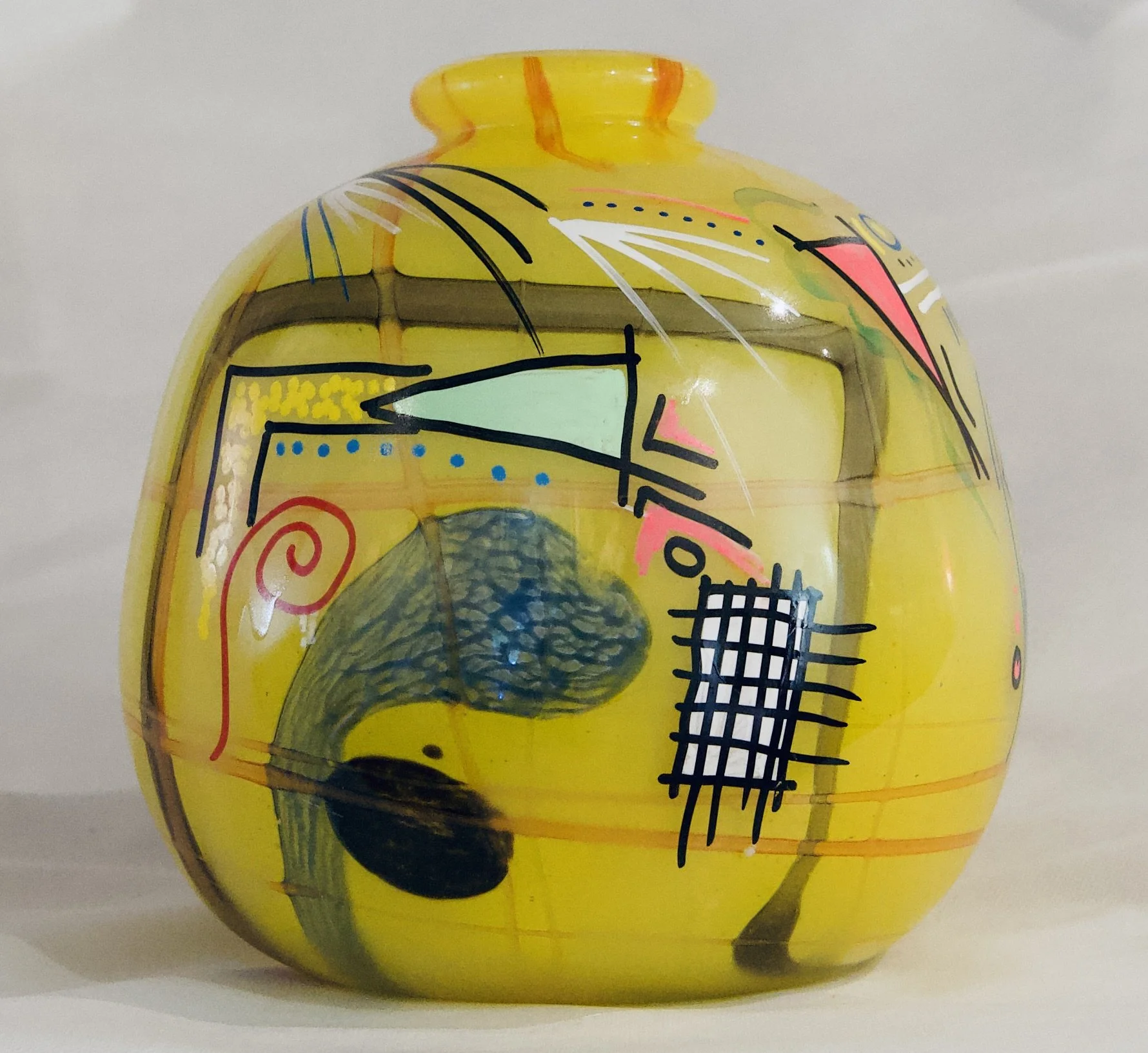 MNA9 - Vase jaune Kandinski peint 