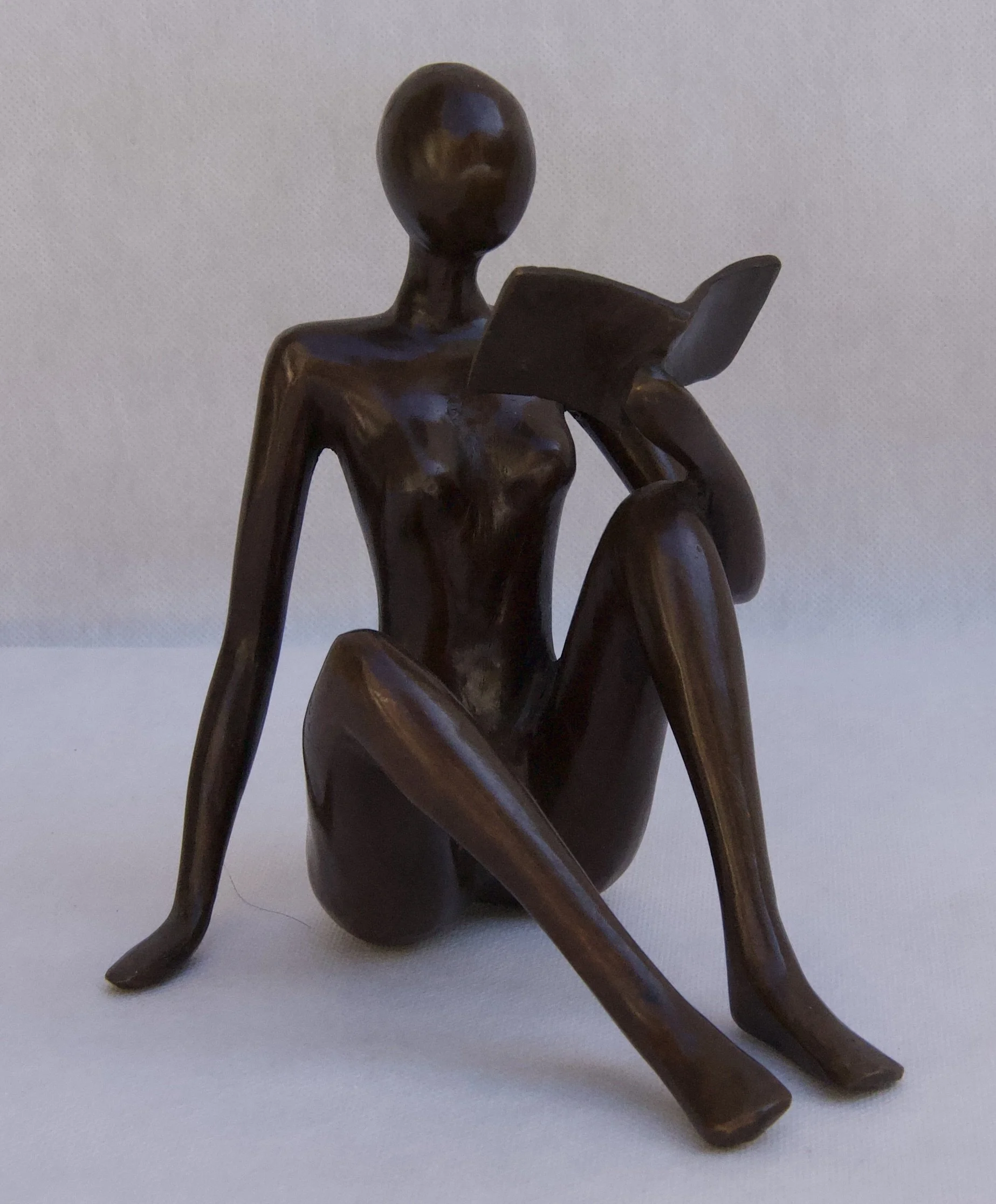 JYC15 - Lectrice au sol 15cm