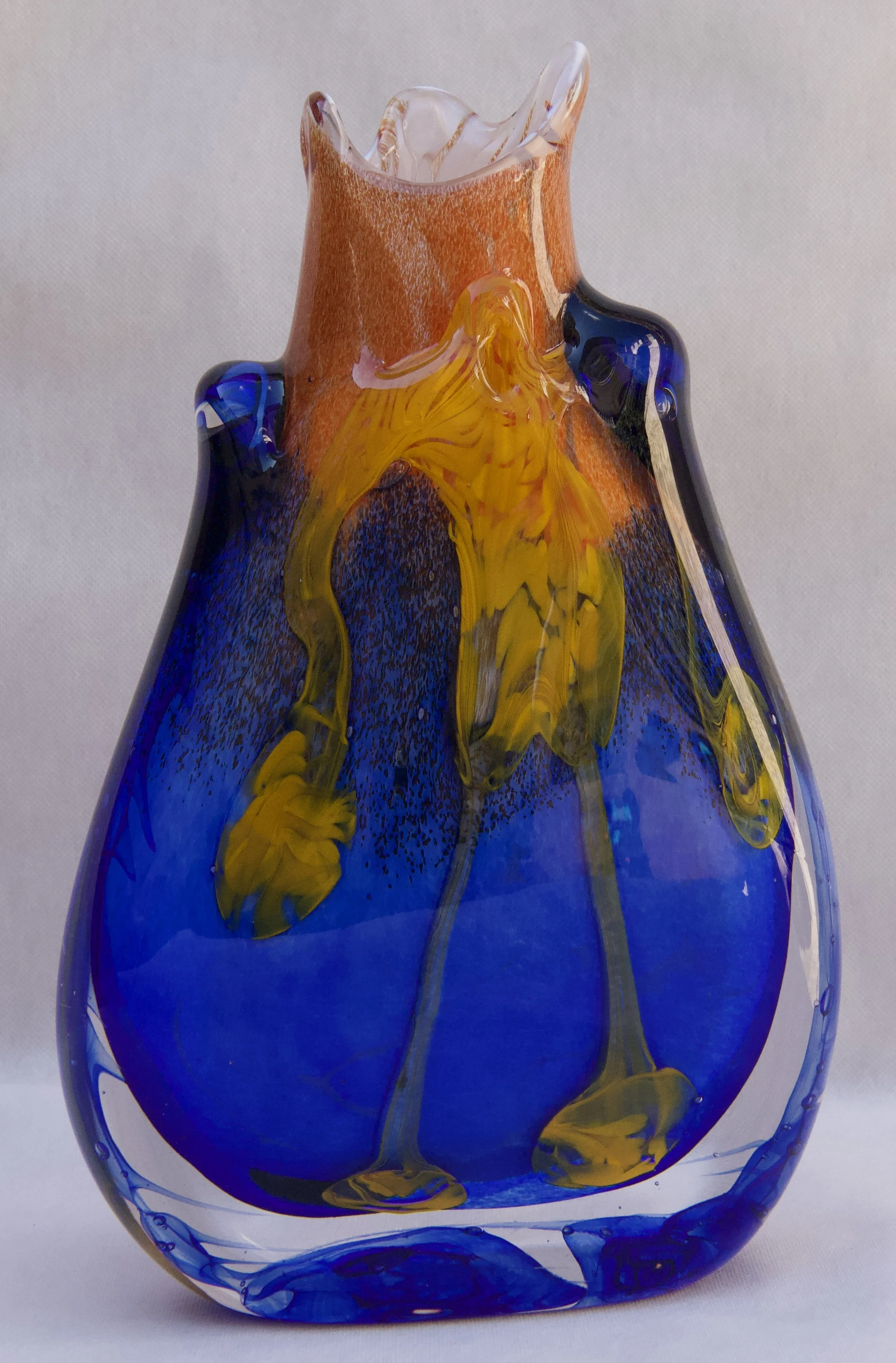 MNA59 - Vase Méditérranée bleu-rouge