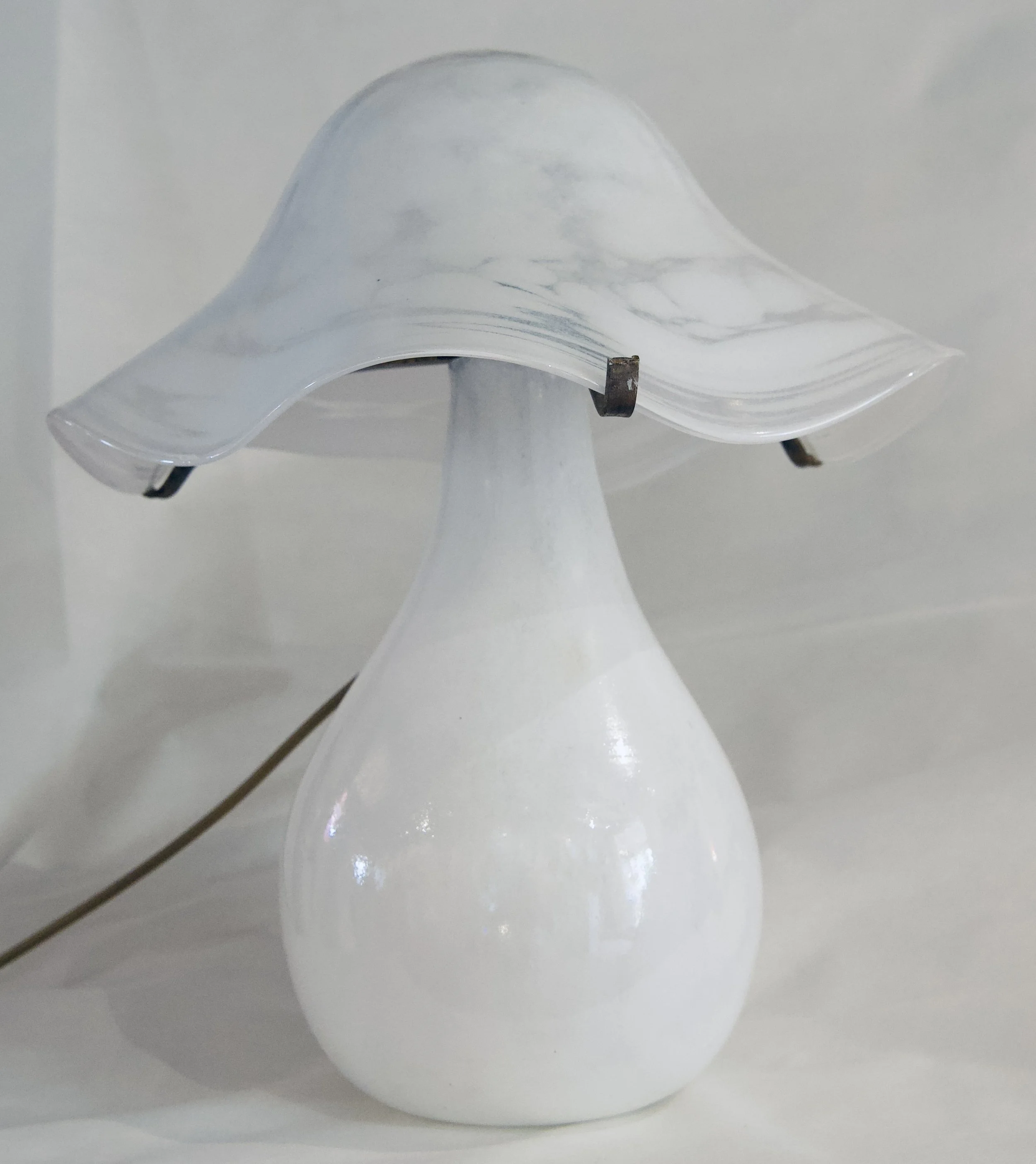 MNA51 - Lampe dentelle blanc