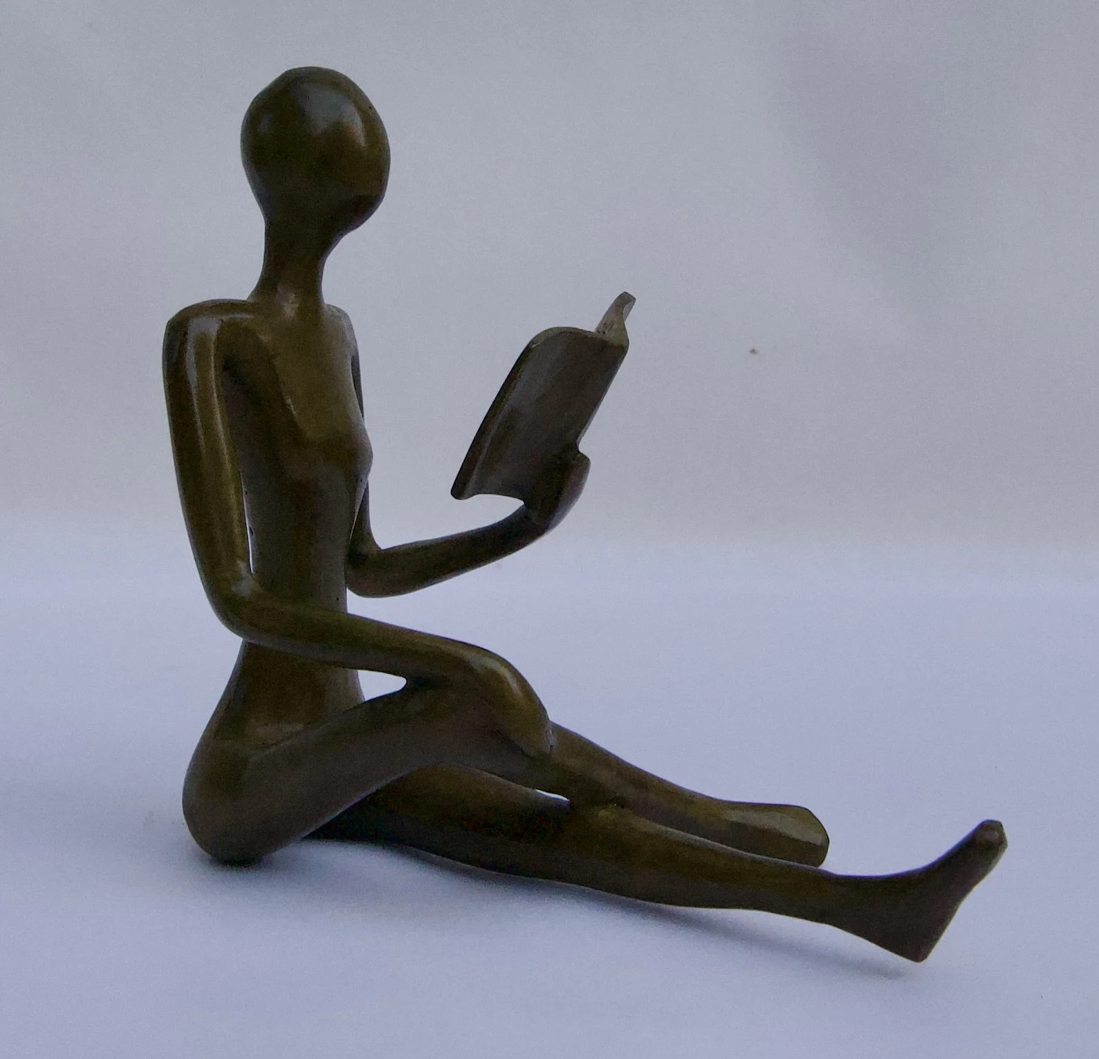 JYC3 - Petite Lectrice