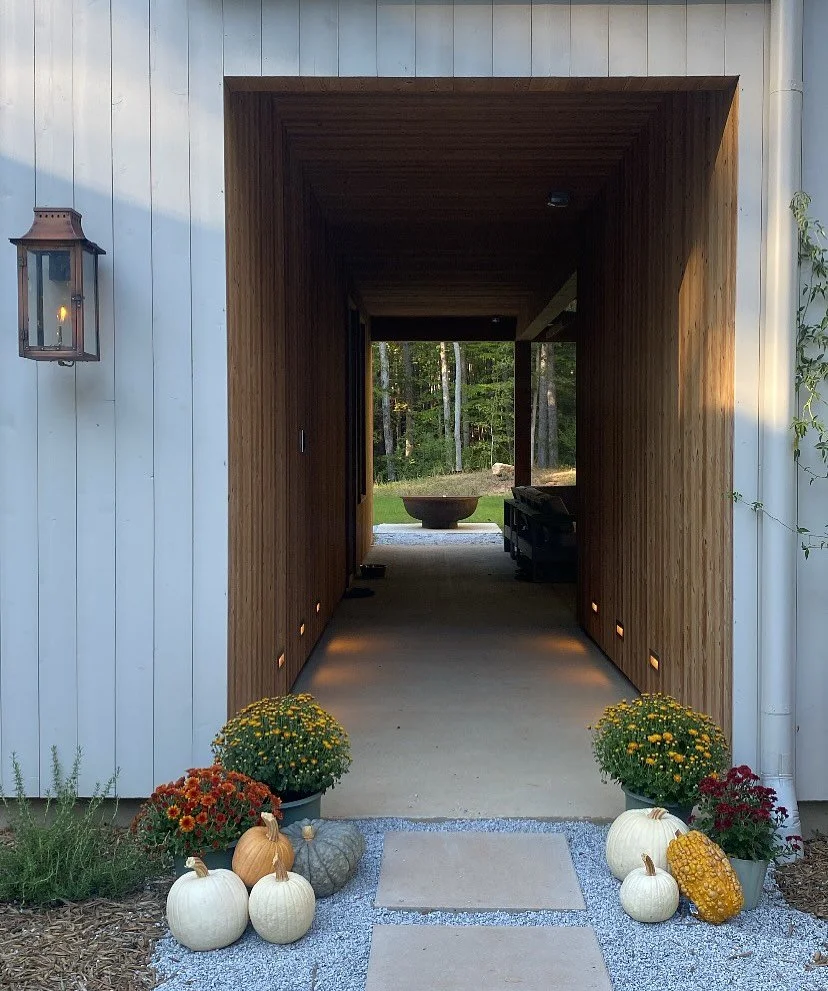 kicking off our first fall in the house. &lsquo;mums&rsquo; the word 🤎