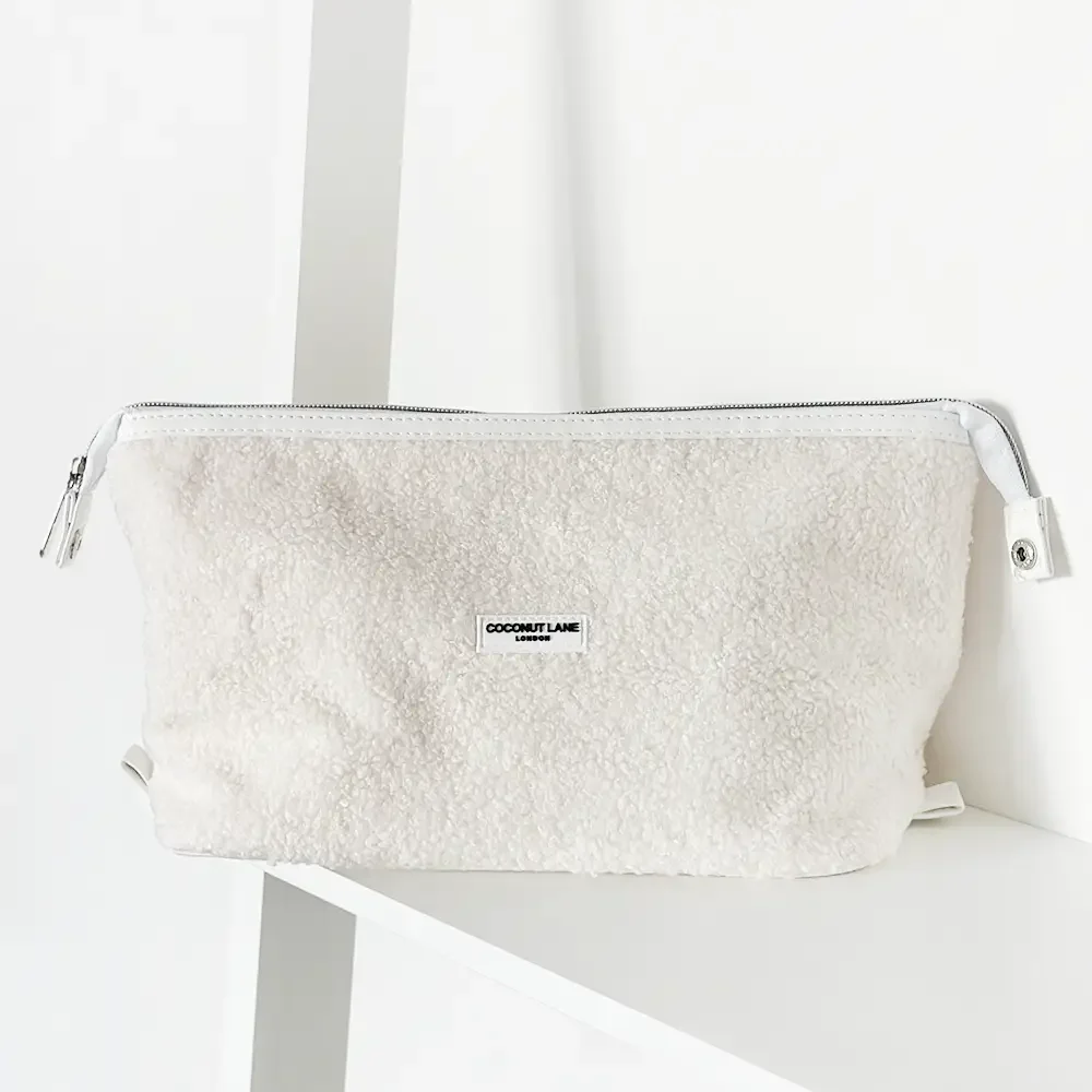 Teddy Dolly Pouch2.webp