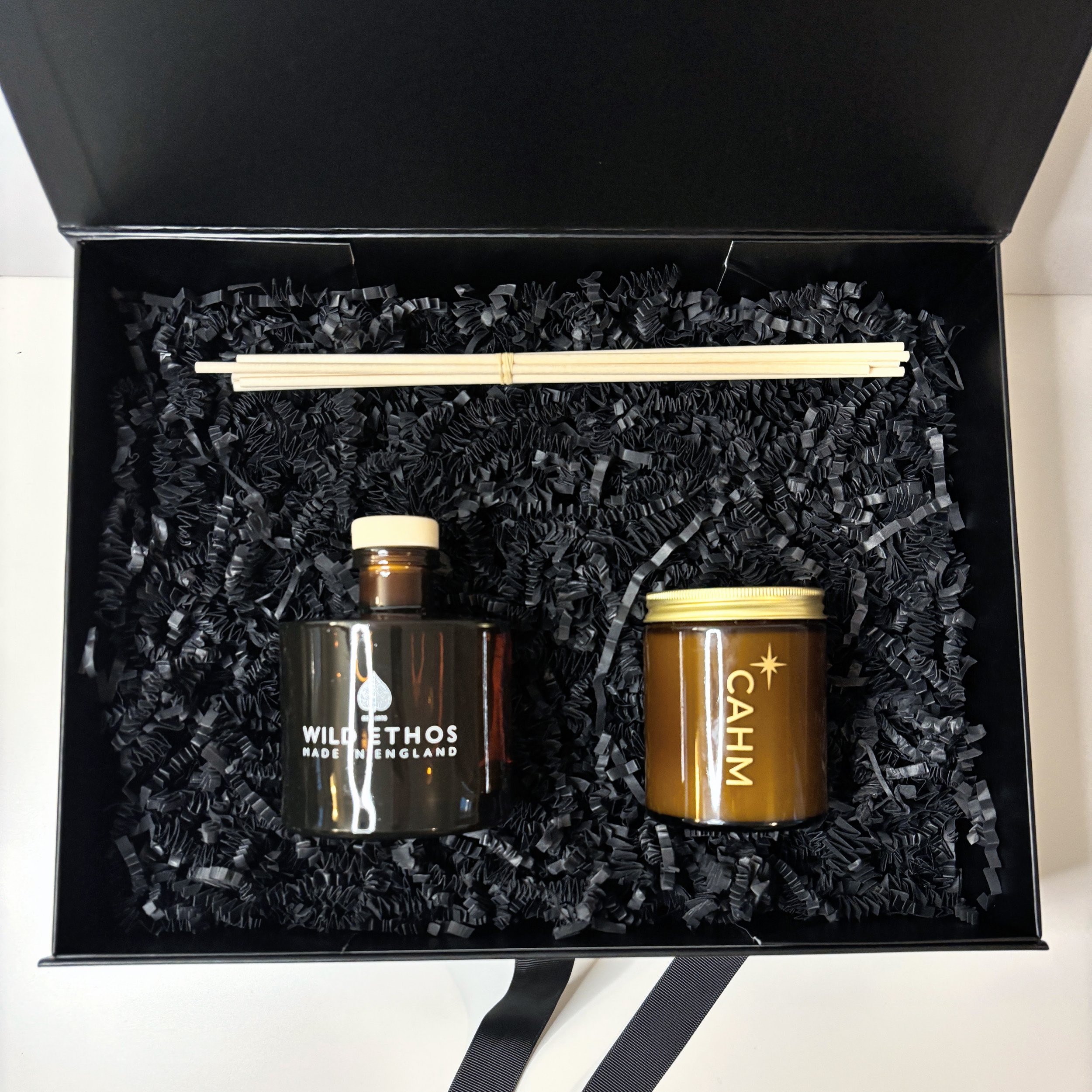 The Festive Duo | A Christmas Home Fragrance Gift Set