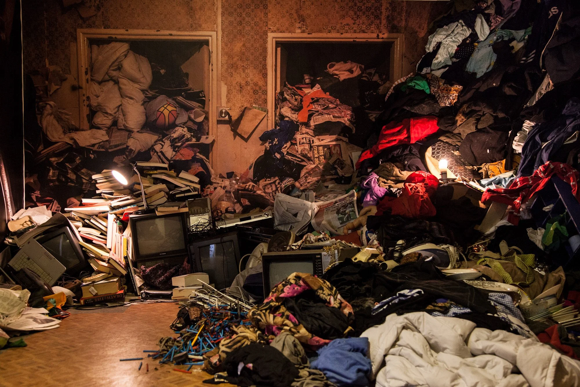 The-Meaning-of-Things-Exhibition-LCC-by-Manu-Valcarce-Documentary-Photographer-and-Filmmaker-04.jpg