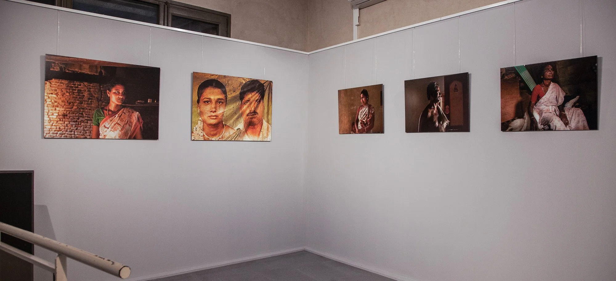 The-transit-workers-of-Singapore-Exhibition-Manu-Valcarce-Documentary-Photographer-and-Filmmaker-15.jpg