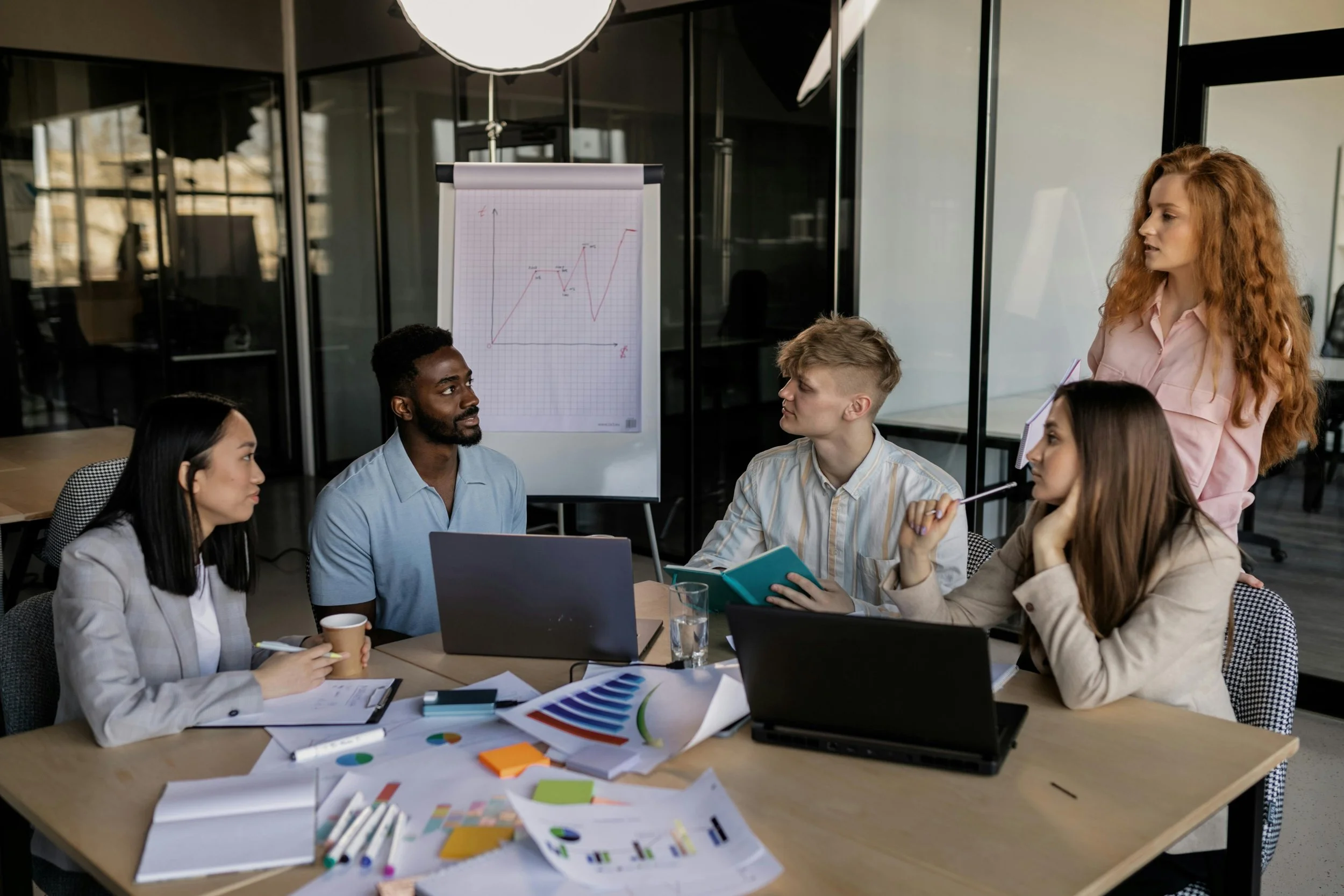 Agency, freelancer, or fractional CMO -how to choose the right marketing support for your business