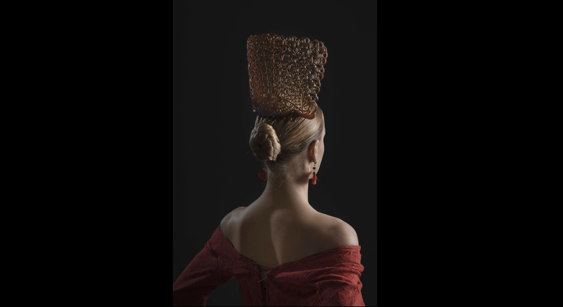 Flying Solo Fashion Awards Featured in GLAMOUR Bulgaria