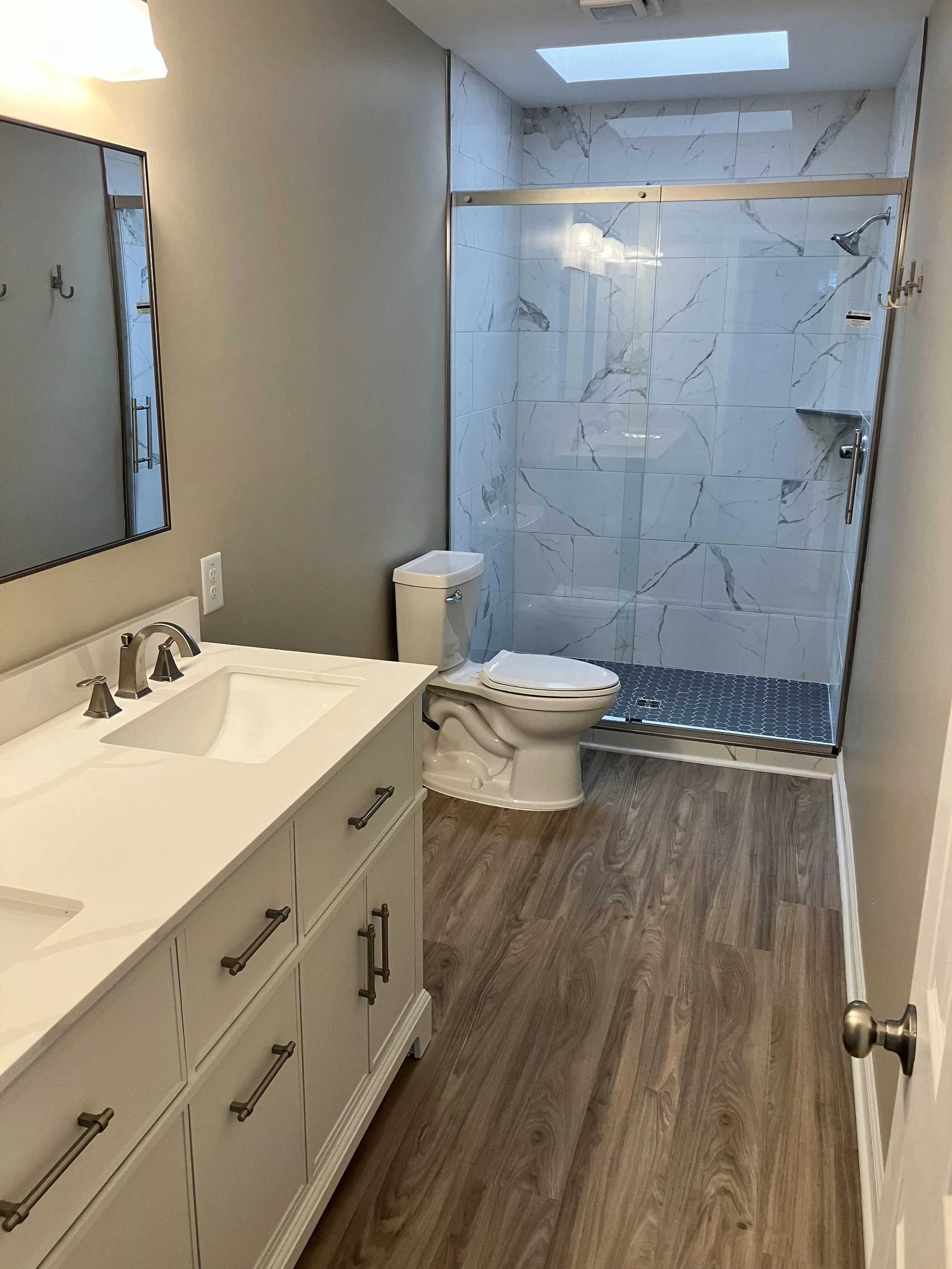 pondfield bathroom.jpg