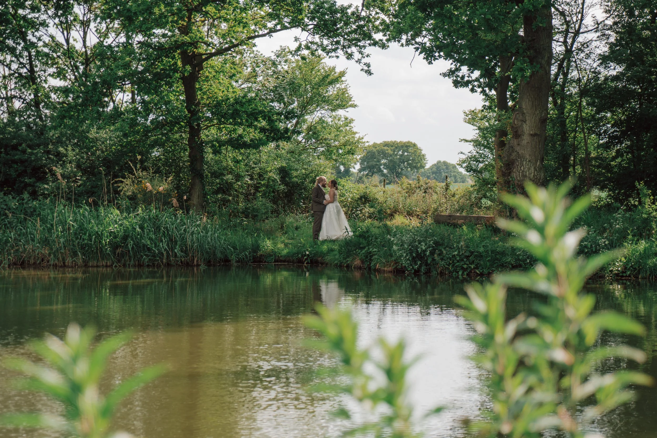Wedding Photography Timeline: The Complete Guide to Planning Your Day for Beautiful Photographs