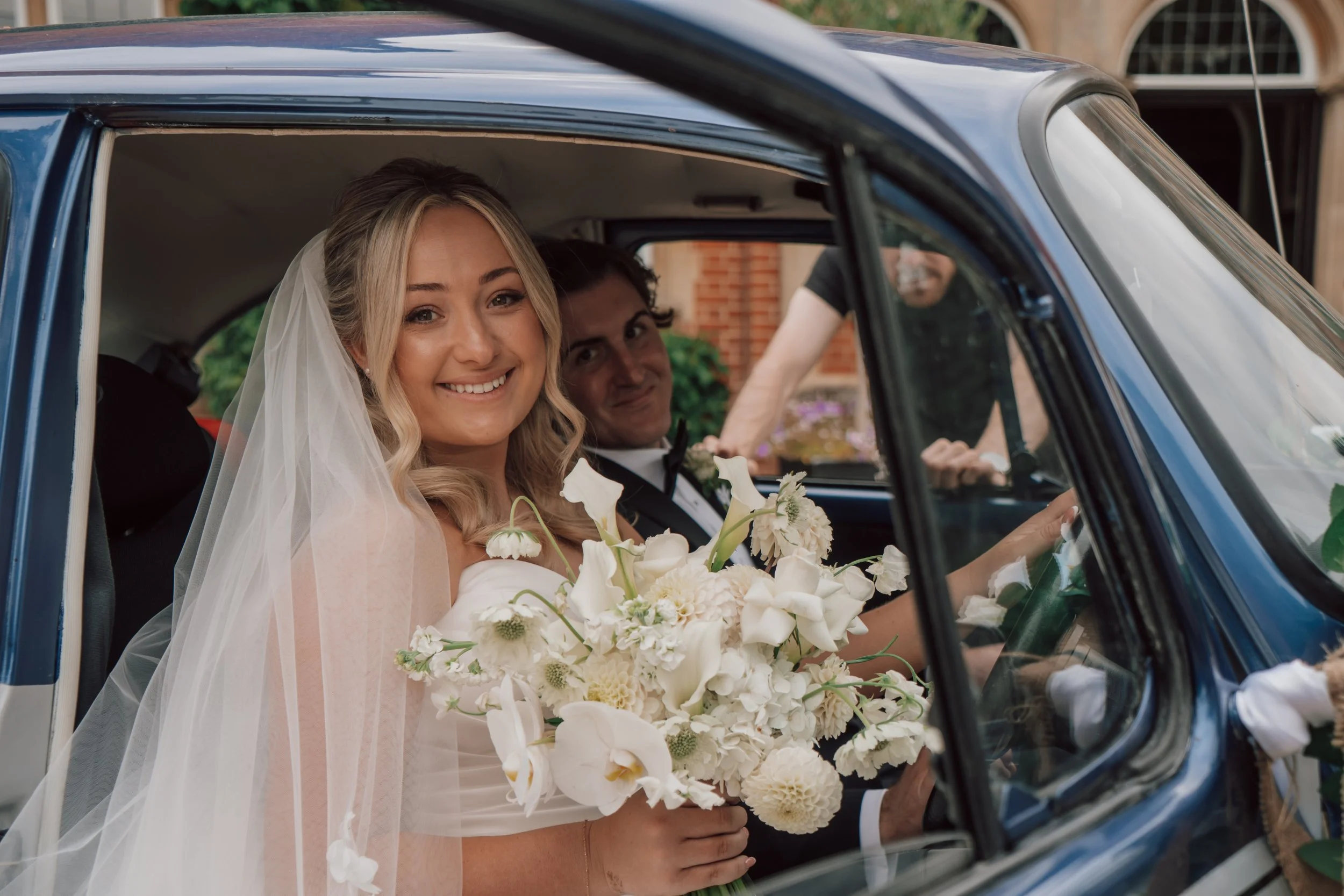 8 Stunning Bride And Groom Photos Ideas For 2026 Weddings