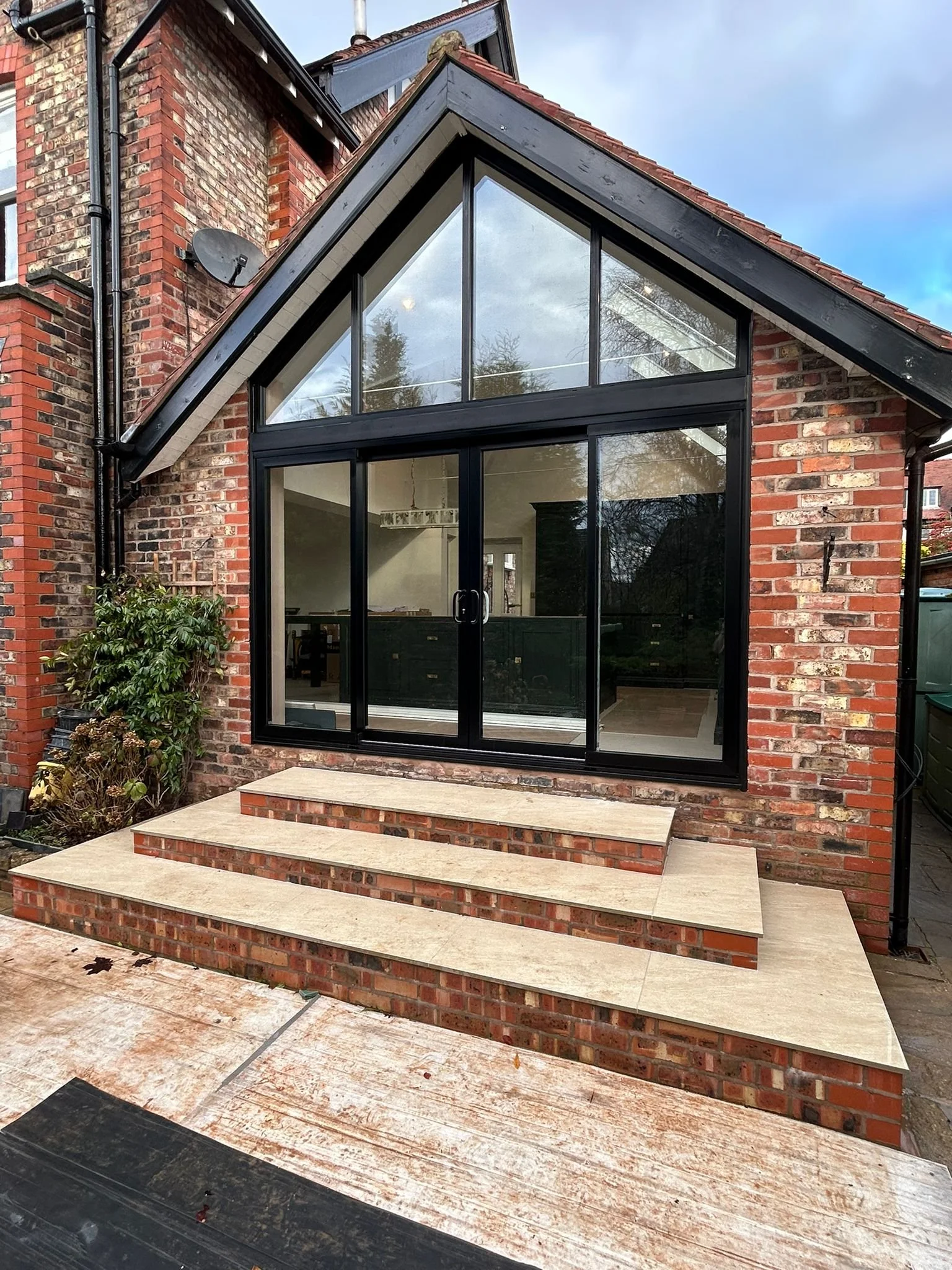 WhatsApp Image 2025-05-18 at 20.47.15.jpeg