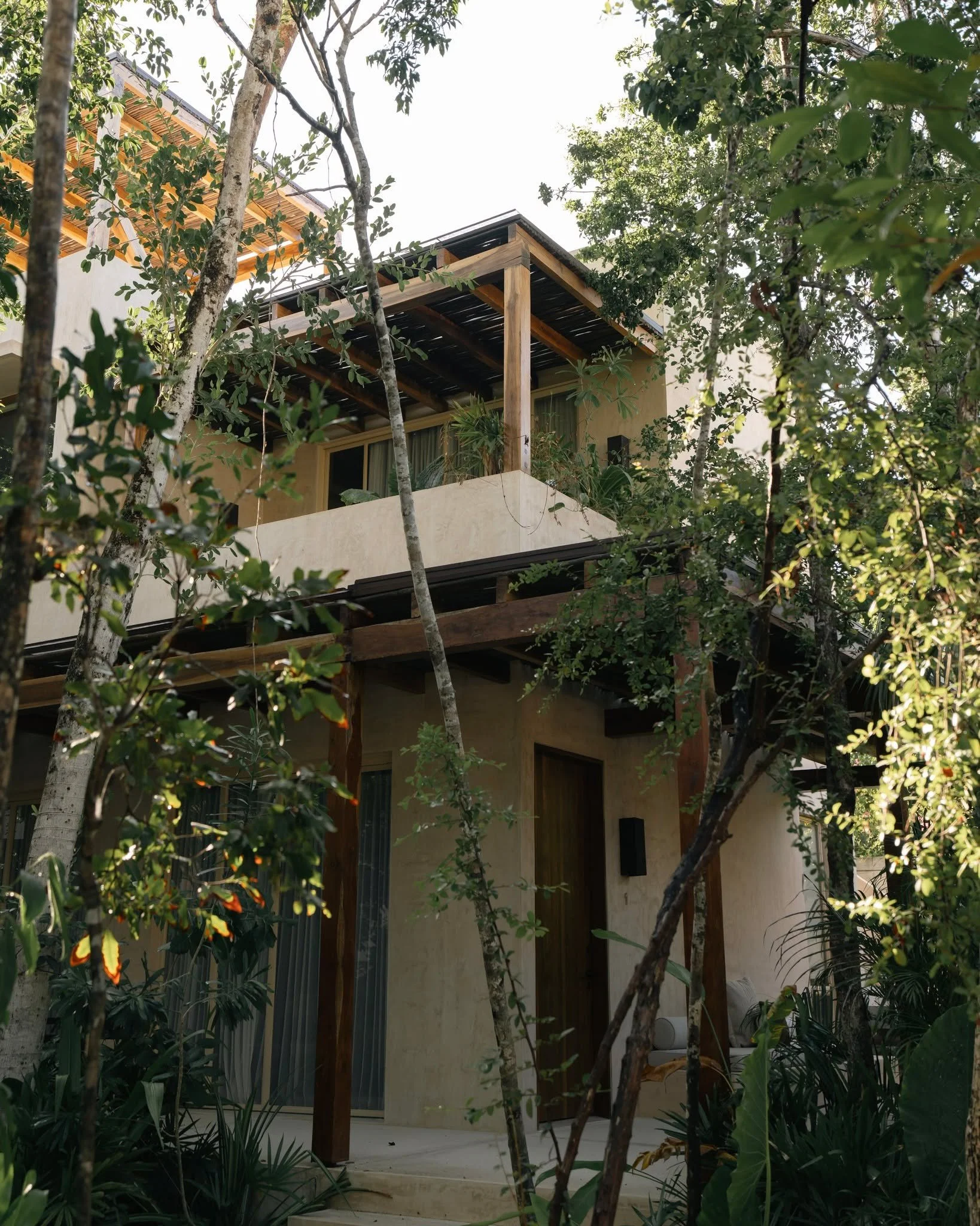 A sanctuary woven in light, jungle, and intention.
Every space a pause, every detail a breath.
December settles softly here.
#NaboaTulum #BarefootEscape