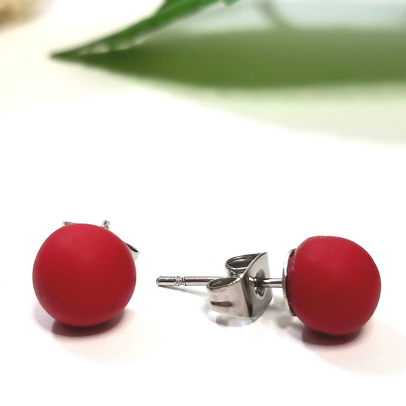 dark red ball stud earrings