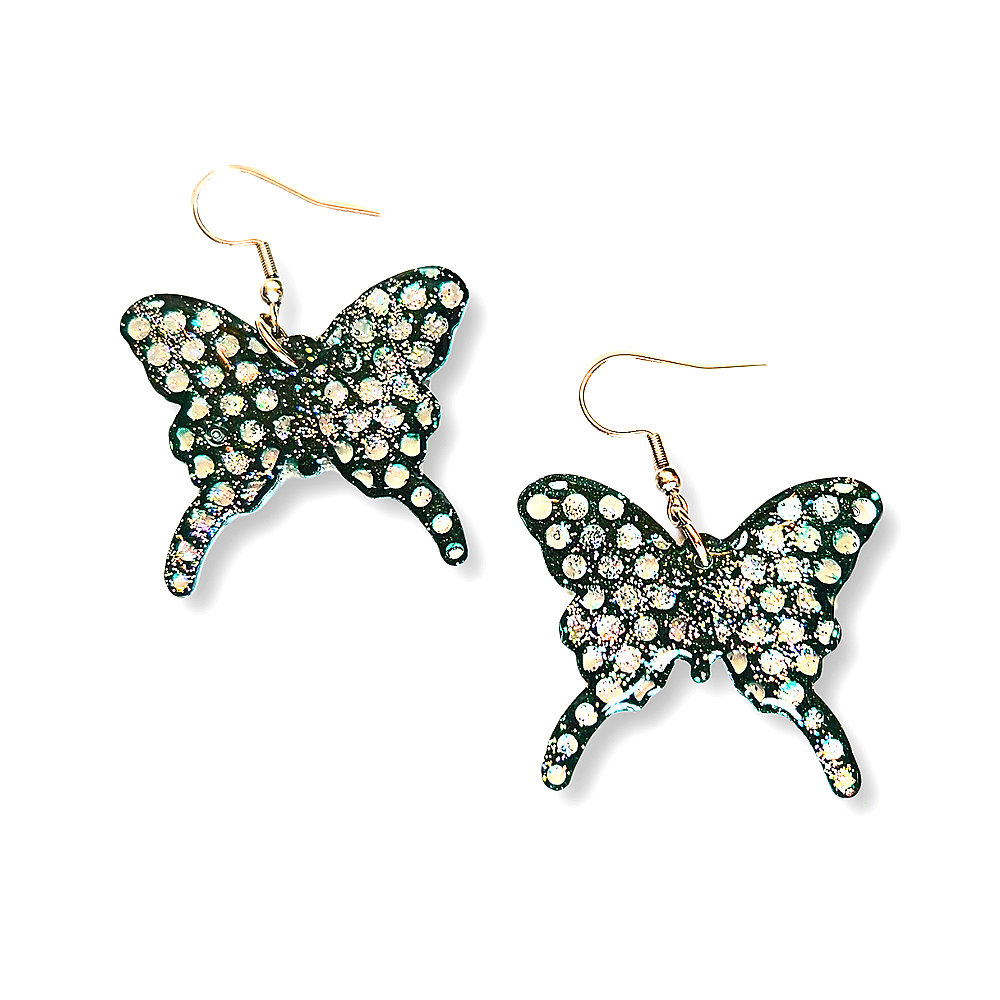 Lacy+Green+Moth+Dangles.png