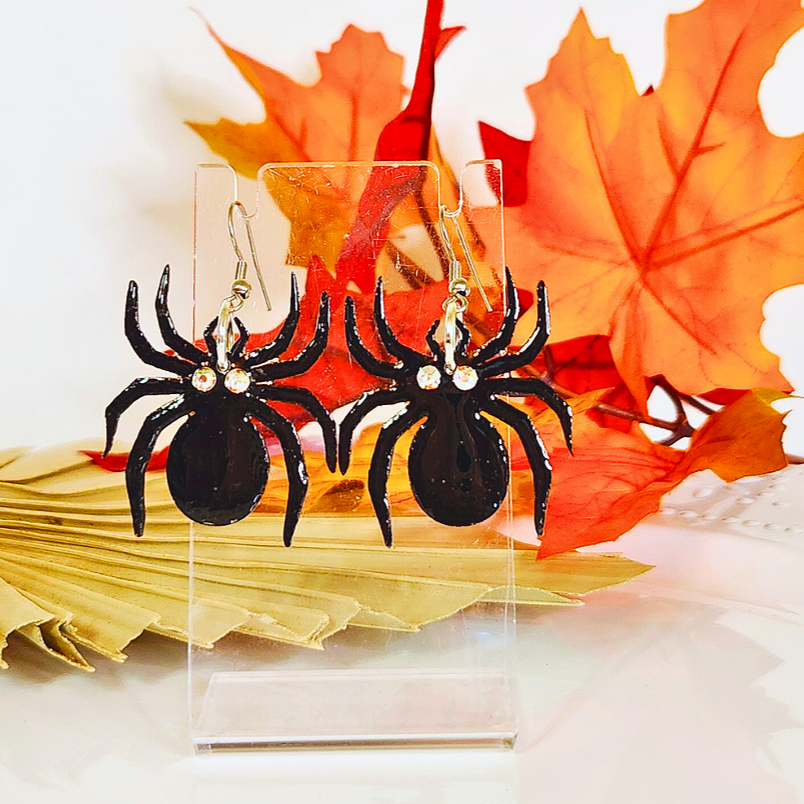 Black+Widow+Spider+Earrings.png