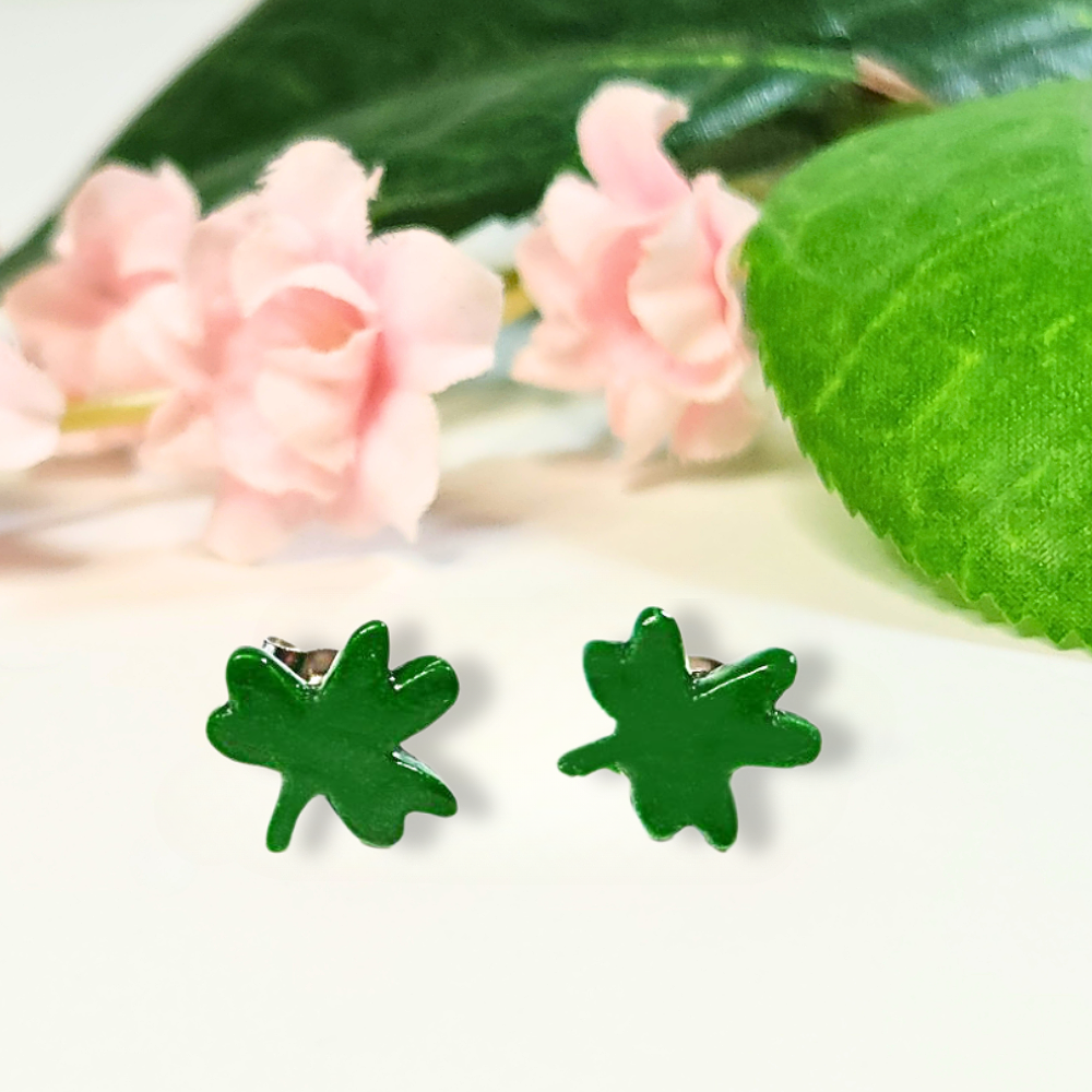 Mini+Clover+Leaf+Studs.png