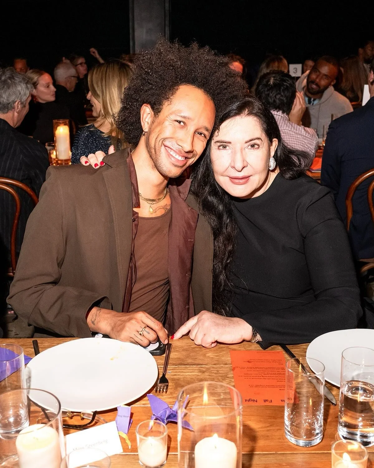 The @diaartfoundation Fall Gala was a night to remember. From the candle-lit tables to the laughter that filled the room, this gala was a beautiful celebration of art, connection, and joy. Truly honored to continue this cherished tradition at STORIED