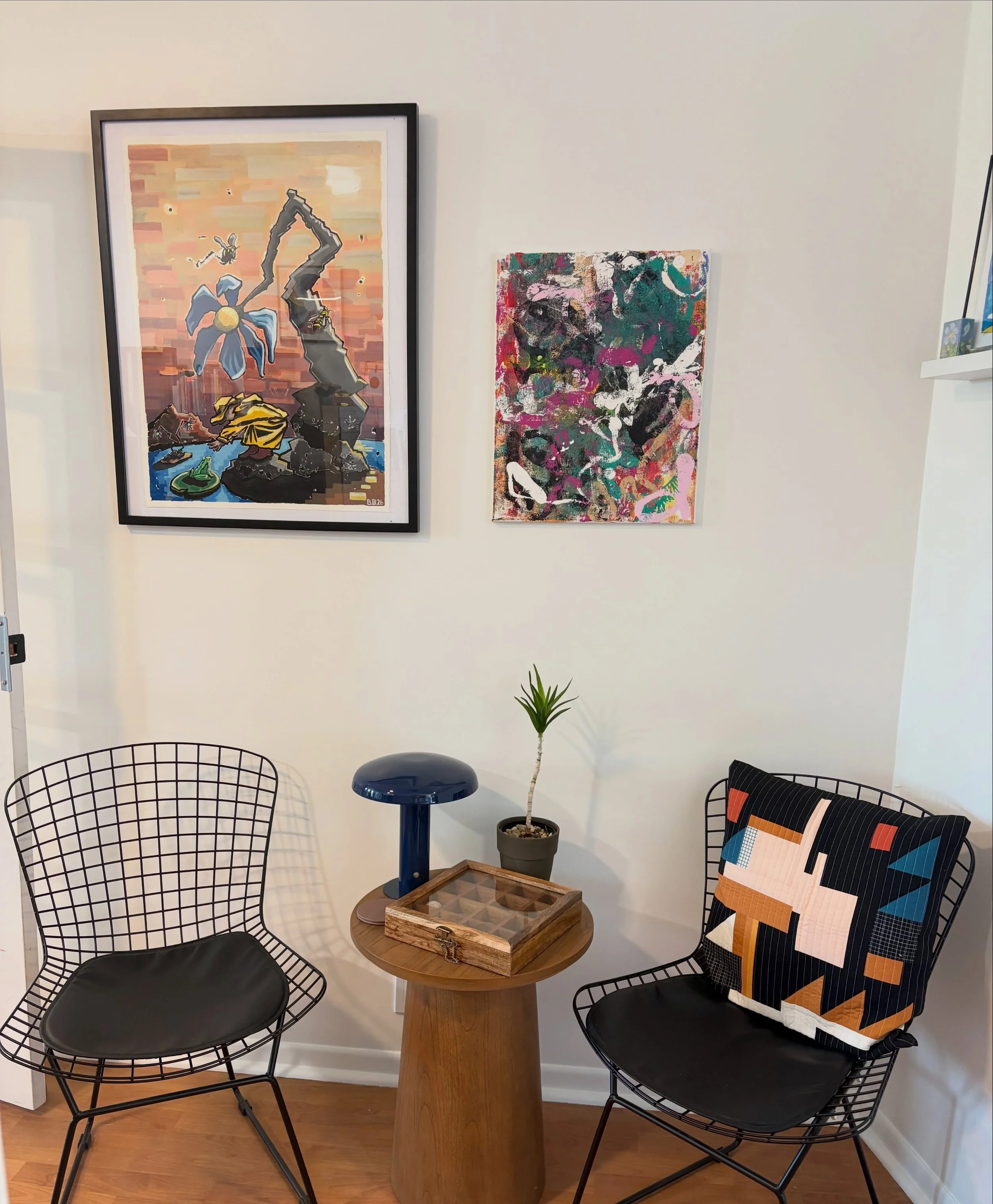 NEW ART ALERT!

Have you been in to see our latest piece of local art made by the very talented @bradenbagley.art yet?? We are so in love with this playful painting, giving us major childlike joy!

Braden will be at @mainframearts First Friday this w