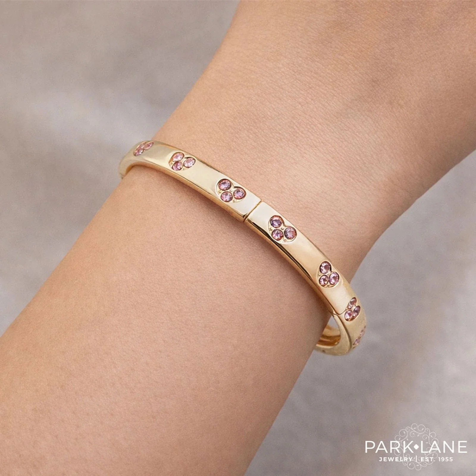 800x800model (28).webp