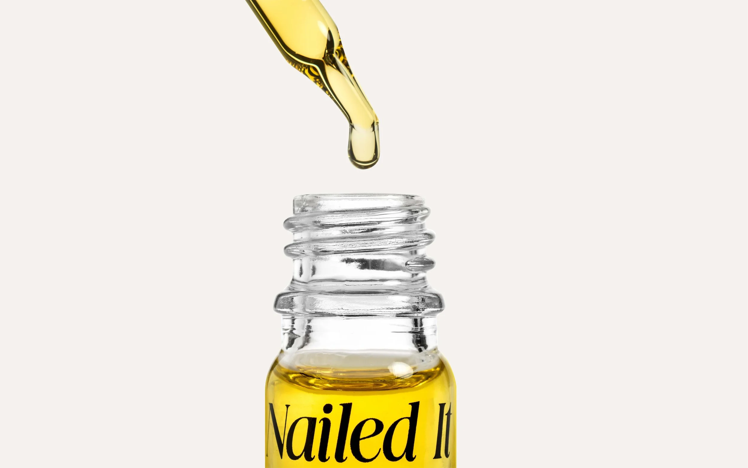 beauty-society-nailed-it-cuticle-oil5.png_s6lw4s (2).jpg