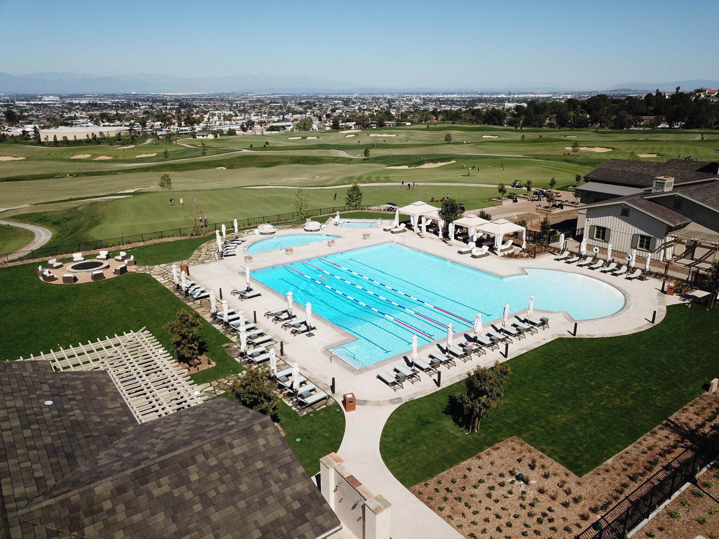 675cd8271a4b413a1b29a68c_Rolling Hills Golf Club Estates pool.JPG.jpg