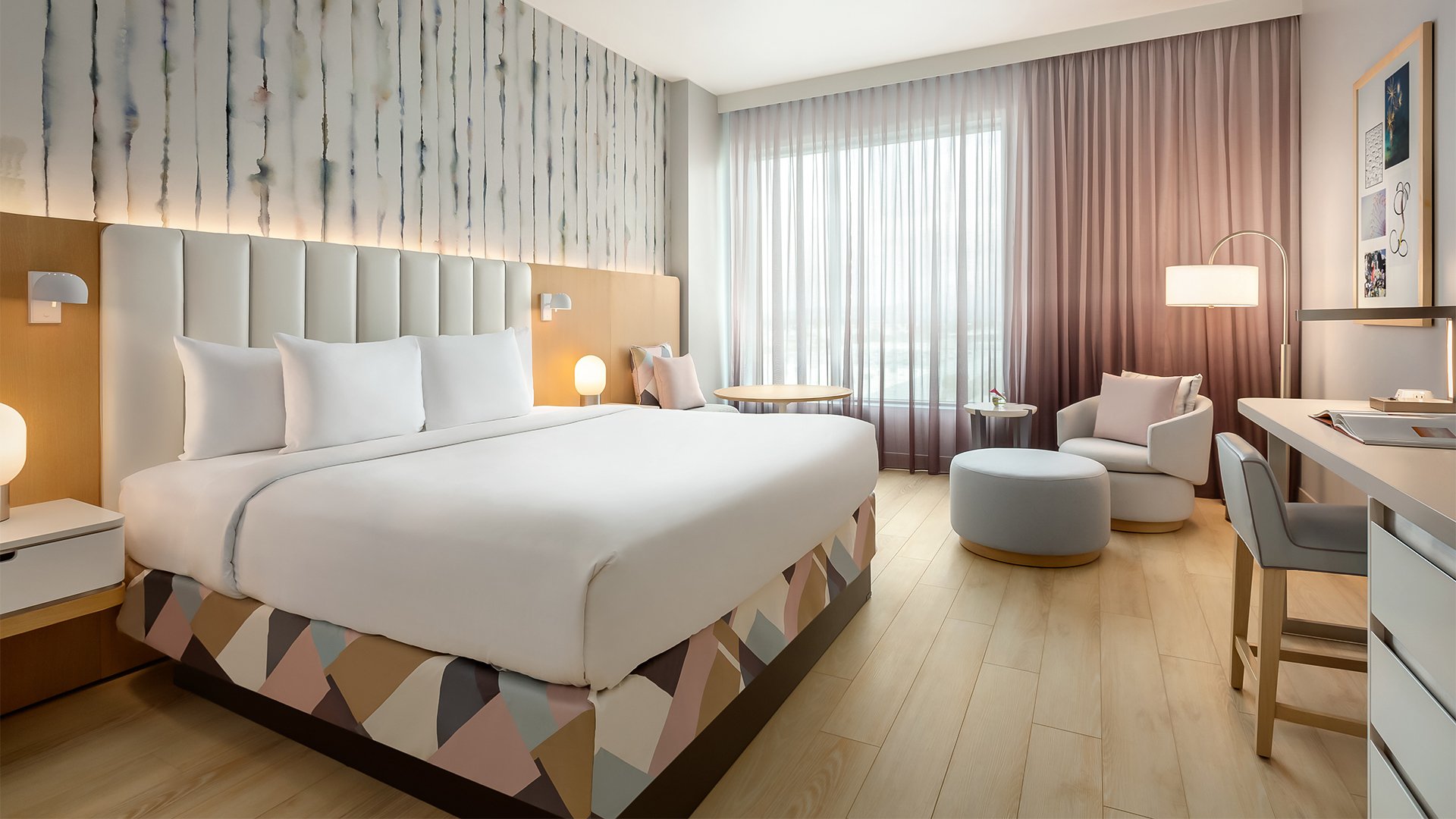 thevivanaheim-02-rooms-02-roomslisting-01-kingrooms-01-kingguestroom-67c8ce813df1c.jpg