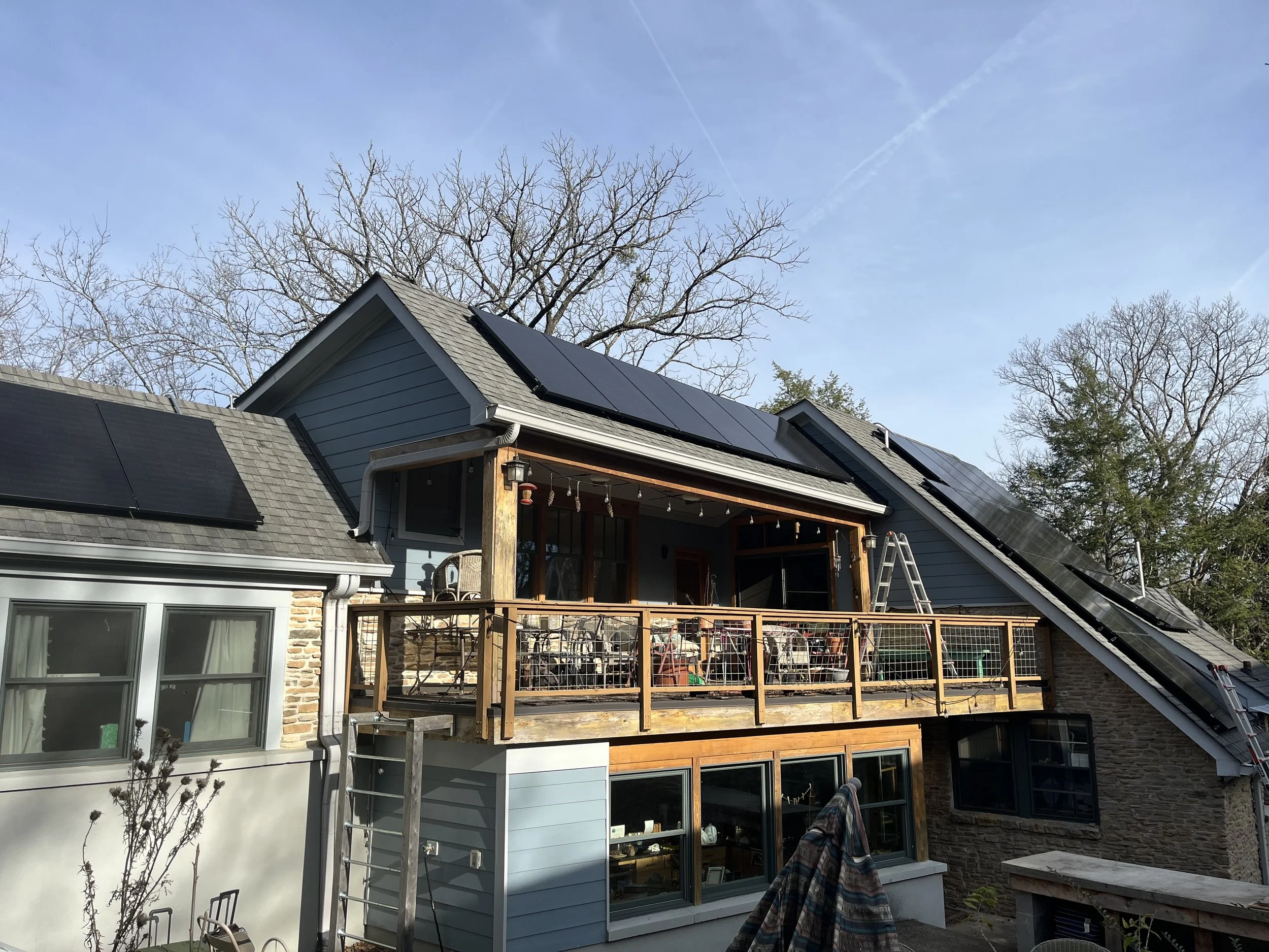 12.75kW photovoltaic system with 30kWh Energy Storage 