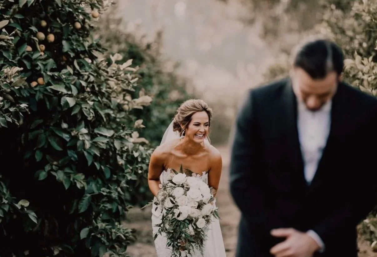 First Look, Bride is behind the groom, whilst the groom has her back to him