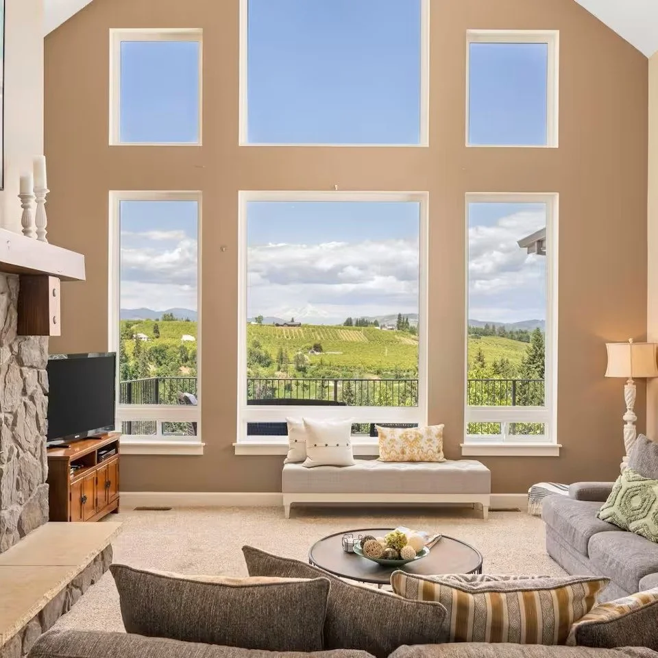 Hood River retreat, booked!

You voted and we listened. We will be heading to Hood River April 24th - 26th. 

Booking details coming soon. Join us solo or tag a friend to come along with you! 

#bookretreat #readingretreat #wellreadretreats #womensup